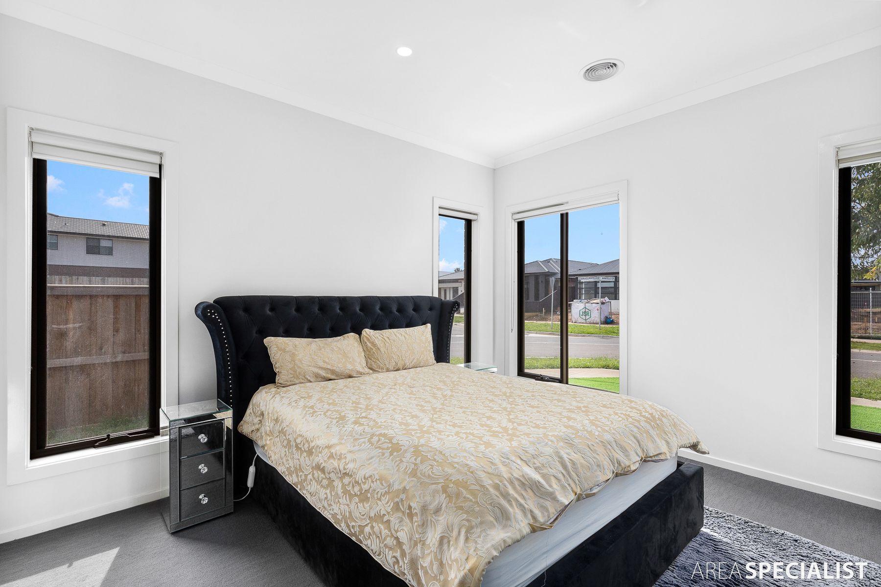 75 Mantello Drive, Werribee, VIC 3030, Werribee - Thumbnail 4