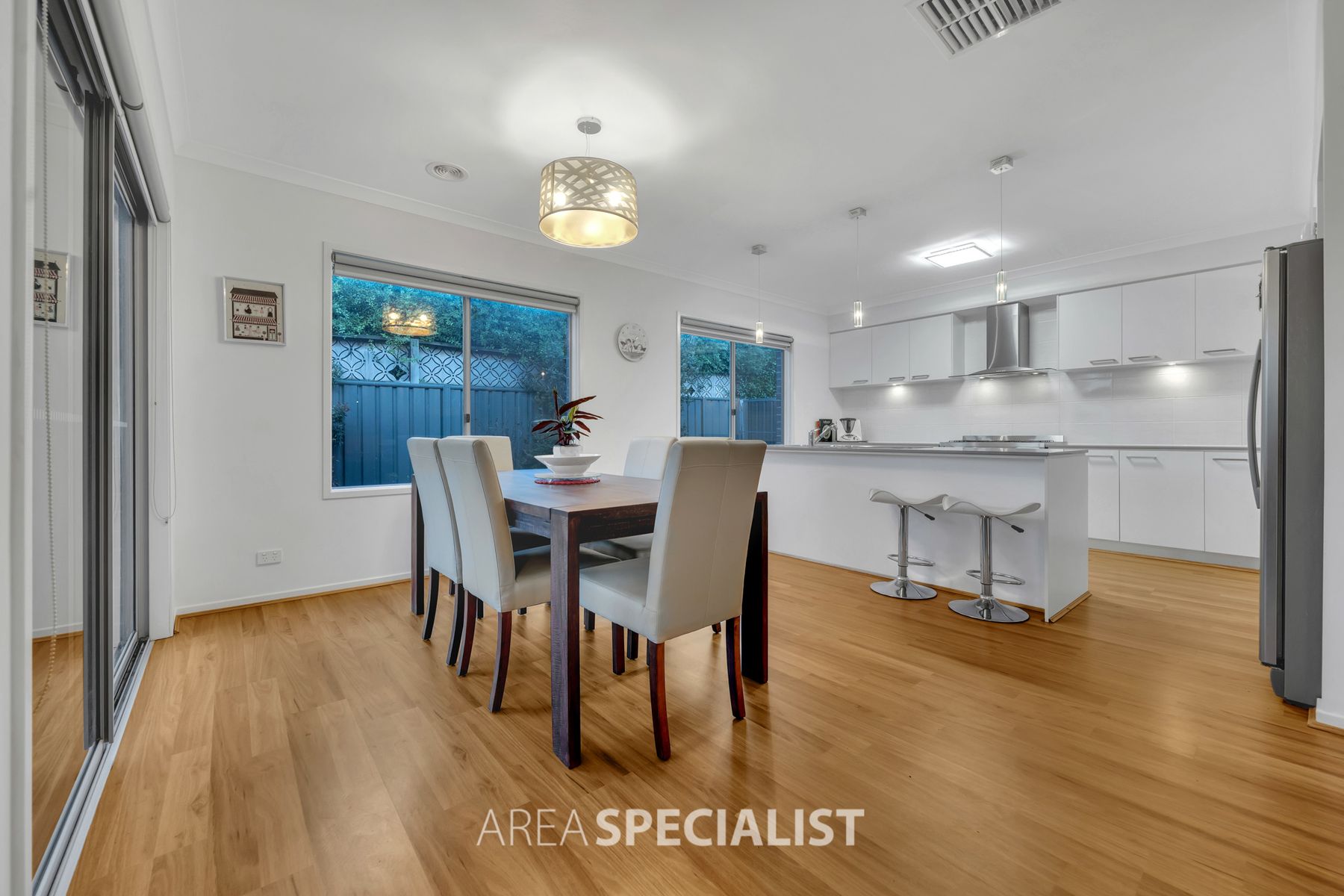19 Pegasus Road, Cranbourne West, VIC 3977, Cranbourne West - Thumbnail 7