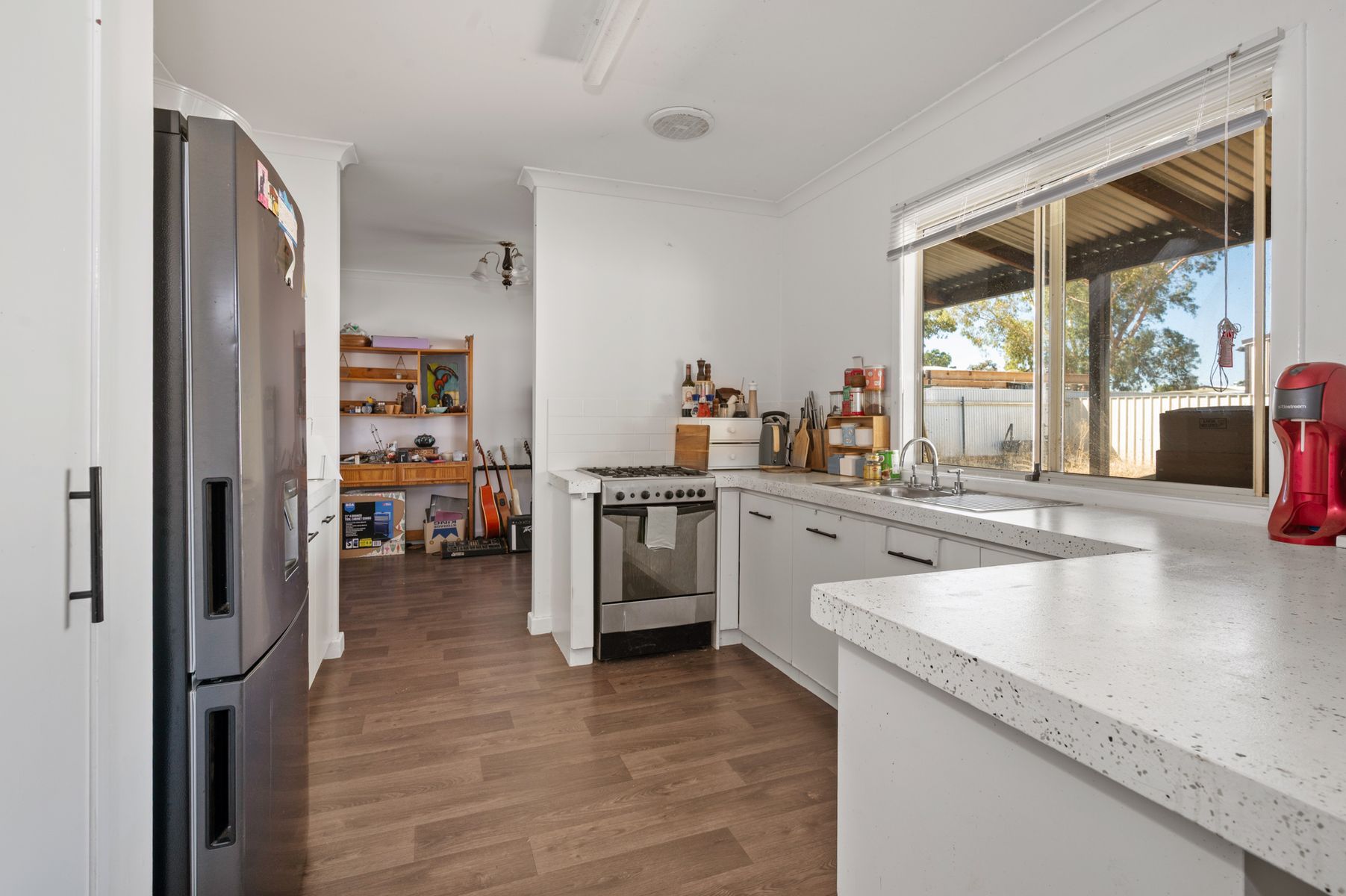 101 Shaw Street, Coolgardie WA 6429, Coolgardie - Thumbnail 3