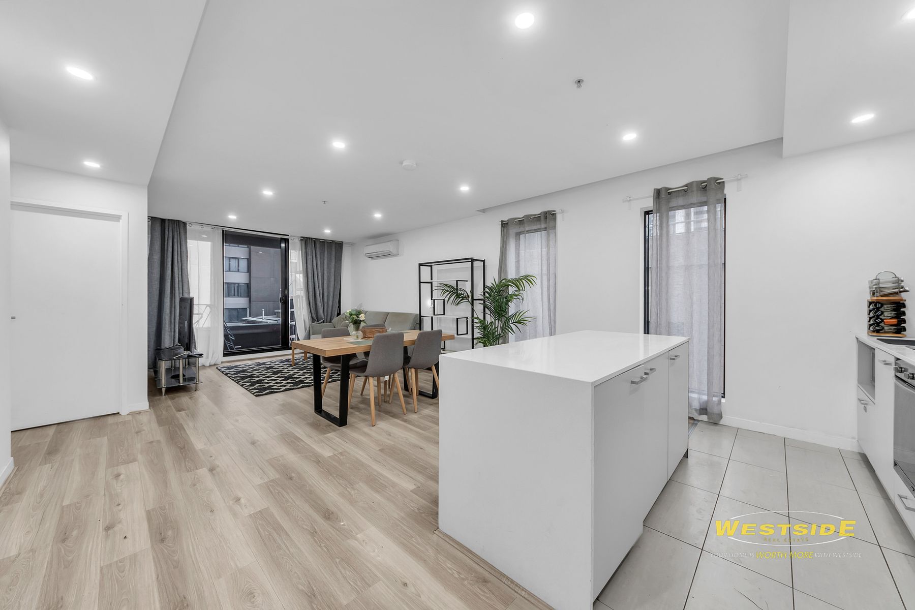 1005/200 Spencer Street, Melbourne VIC 3000, Melbourne - Image 1