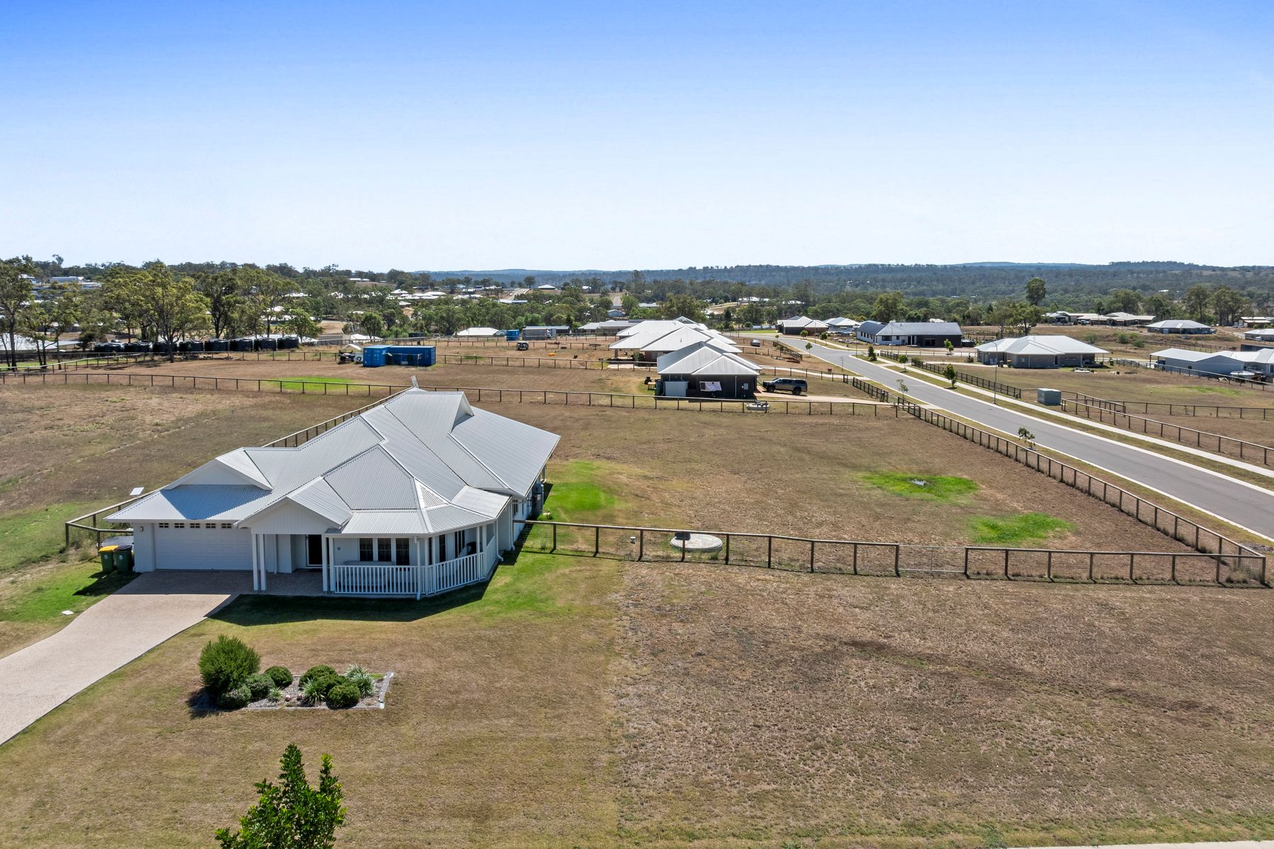 5 Aquila Drive, Meringandan West QLD 4352