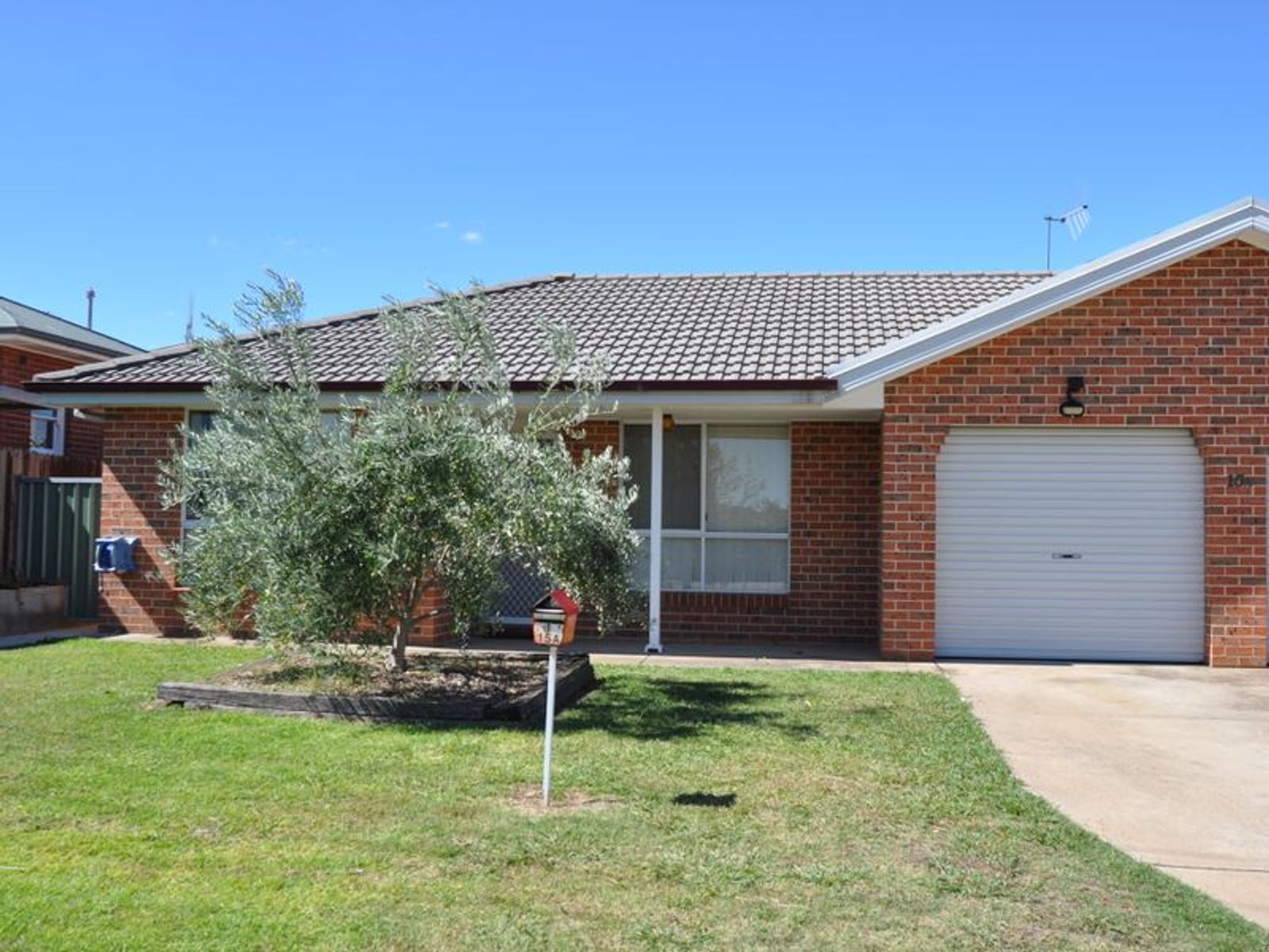 1/15A Hill Street, West Bathurst NSW 2795, West Bathurst - Image 1