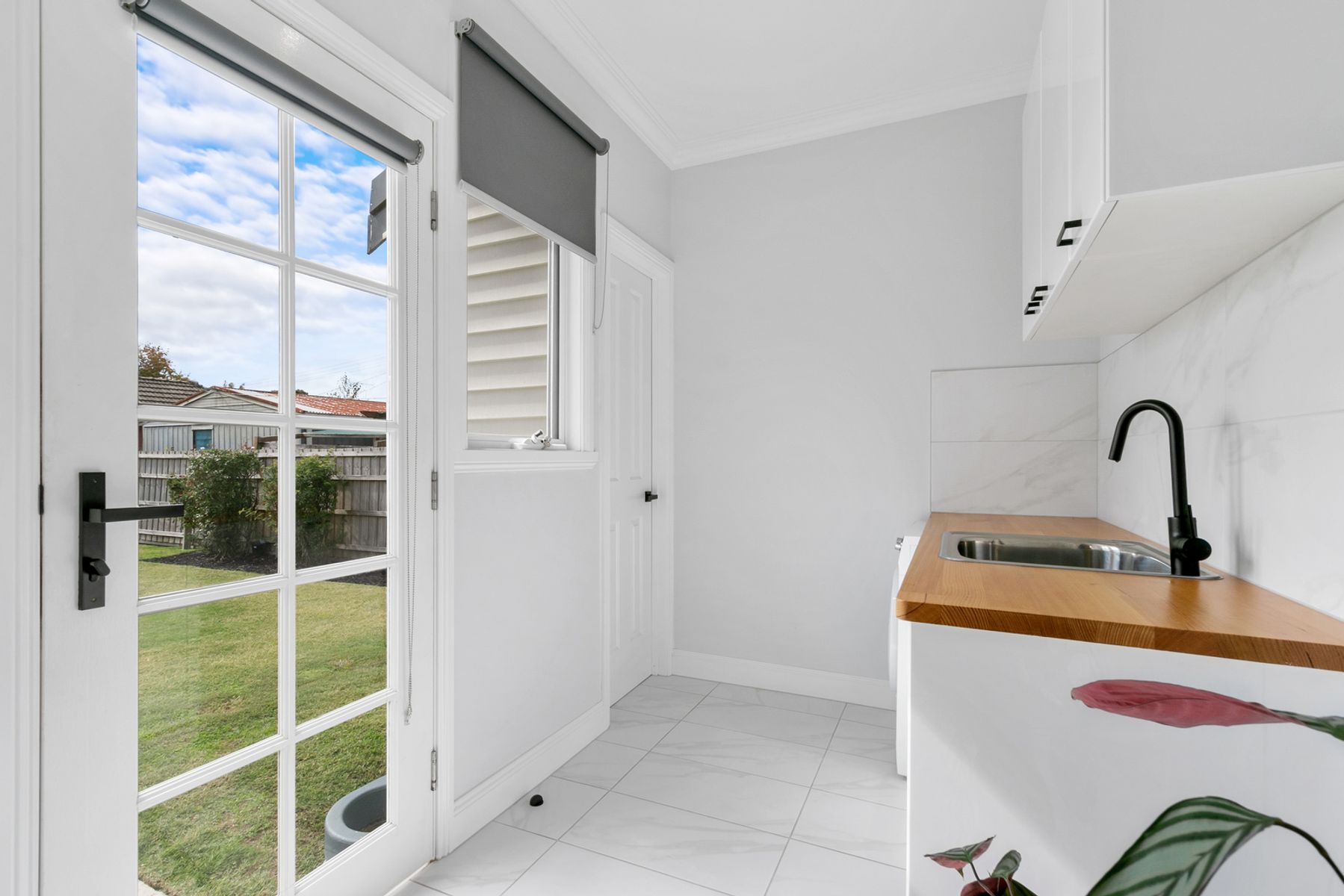 021 Open2view ID878653 44 Henry Street   Traralgon
