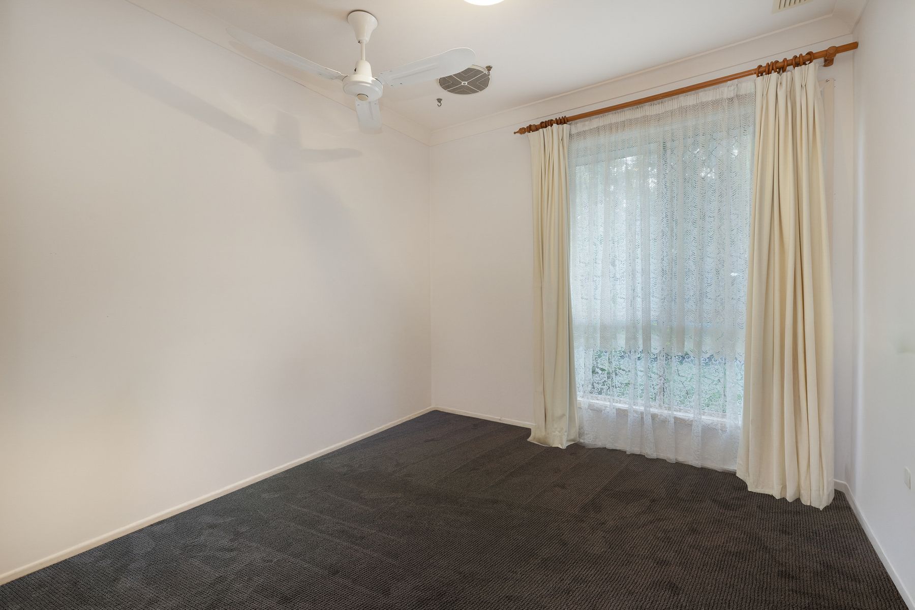 14 Parkside Drive, Crestmead QLD 4132, Crestmead - Thumbnail 8
