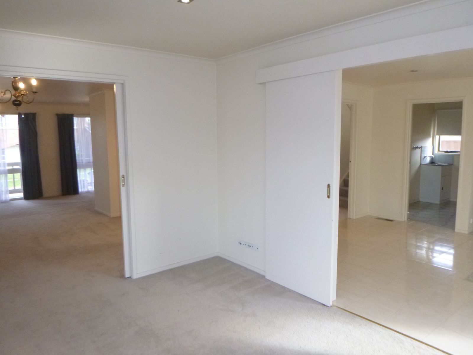 130 Cathies Lane, Wantirna South VIC 3152, Wantirna South - Thumbnail 5