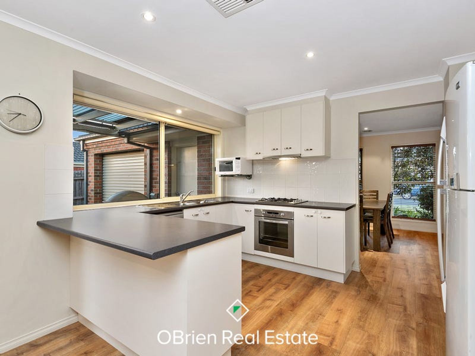 26 Glenbrook Crescent, Lynbrook, VIC 3975, Lynbrook - Thumbnail 2