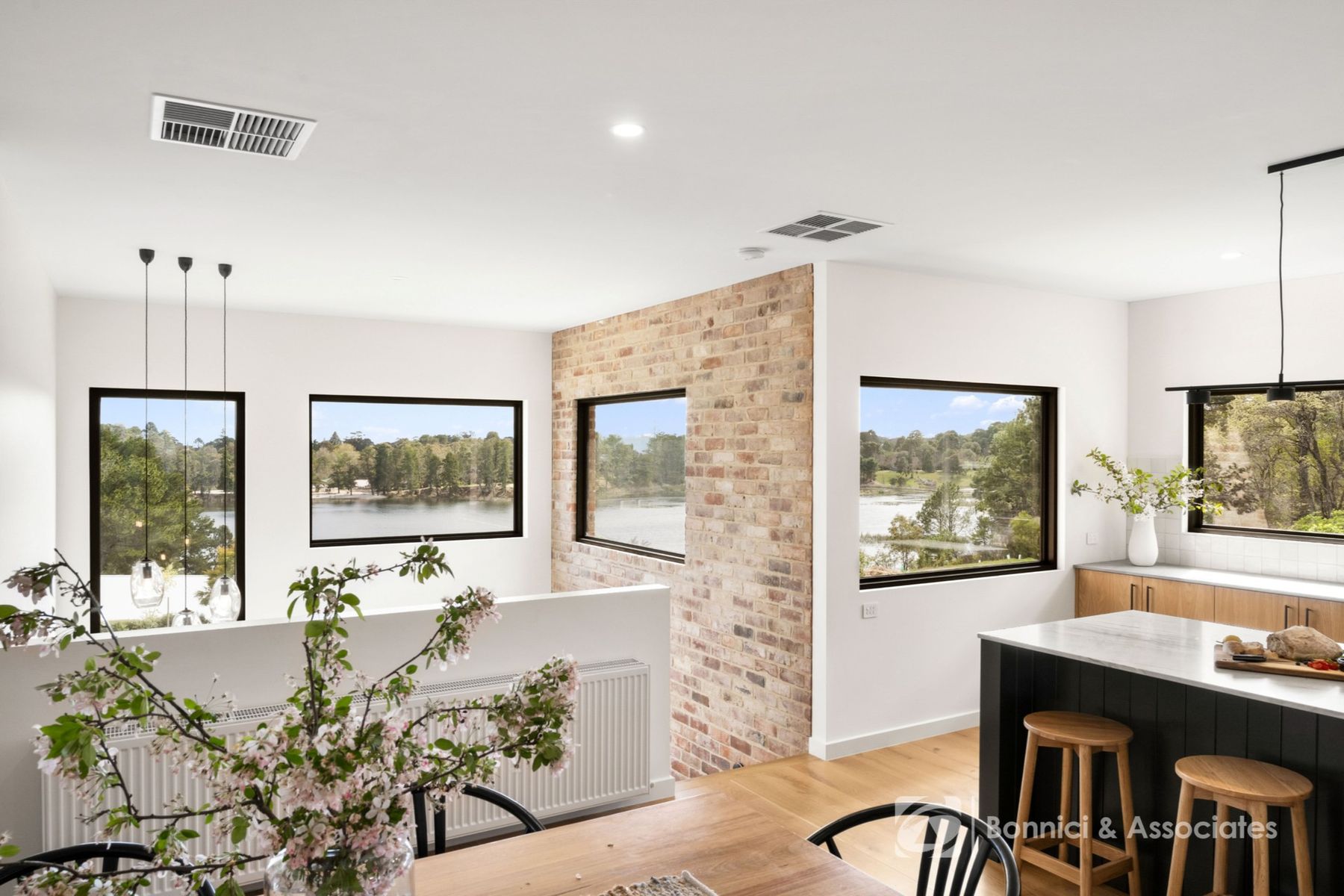 34 Lower Stanley Road, Beechworth VIC 3747, Beechworth - Thumbnail 4