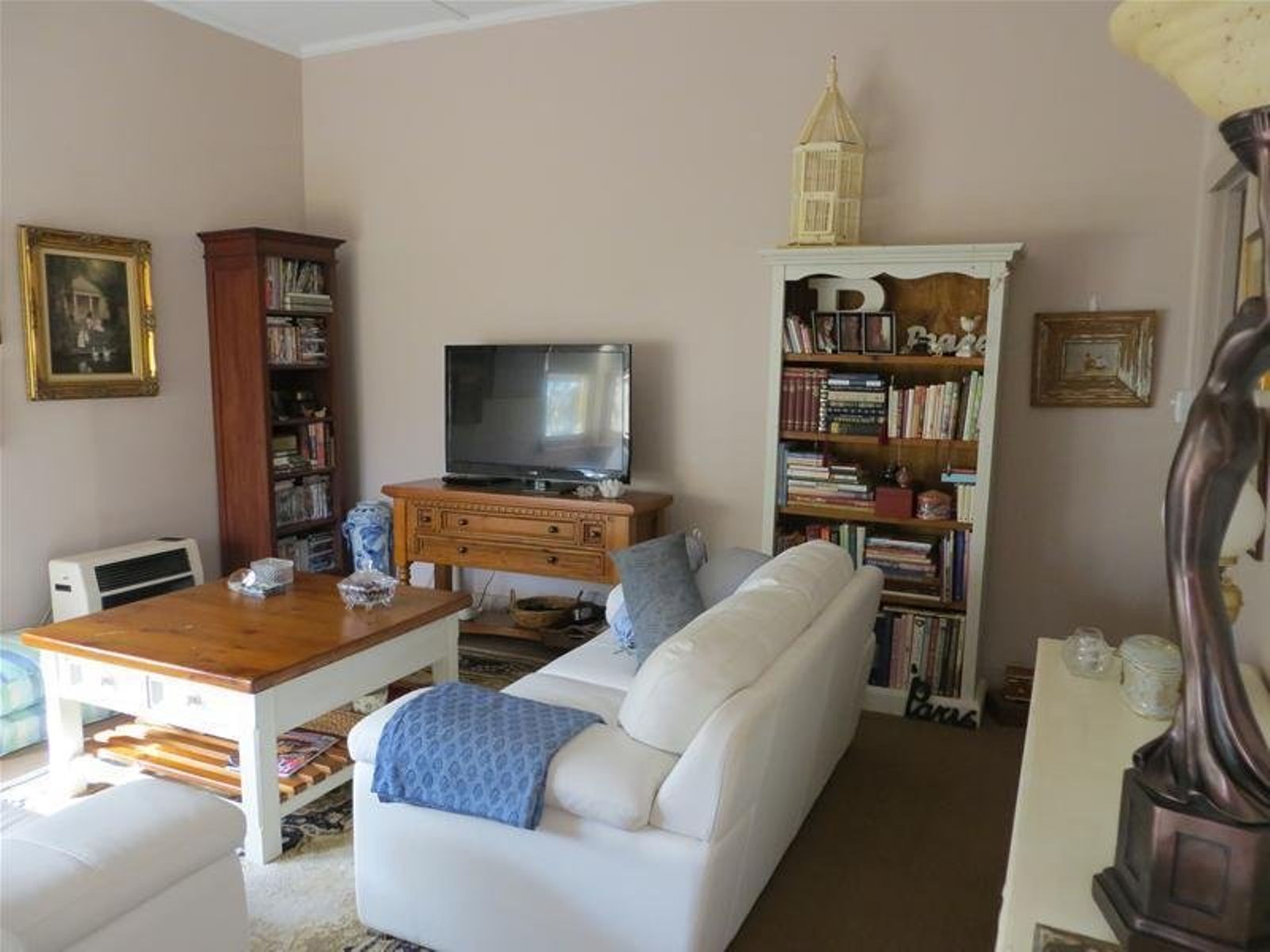 74 Cherry Avenue, Mildura - Thumbnail 2