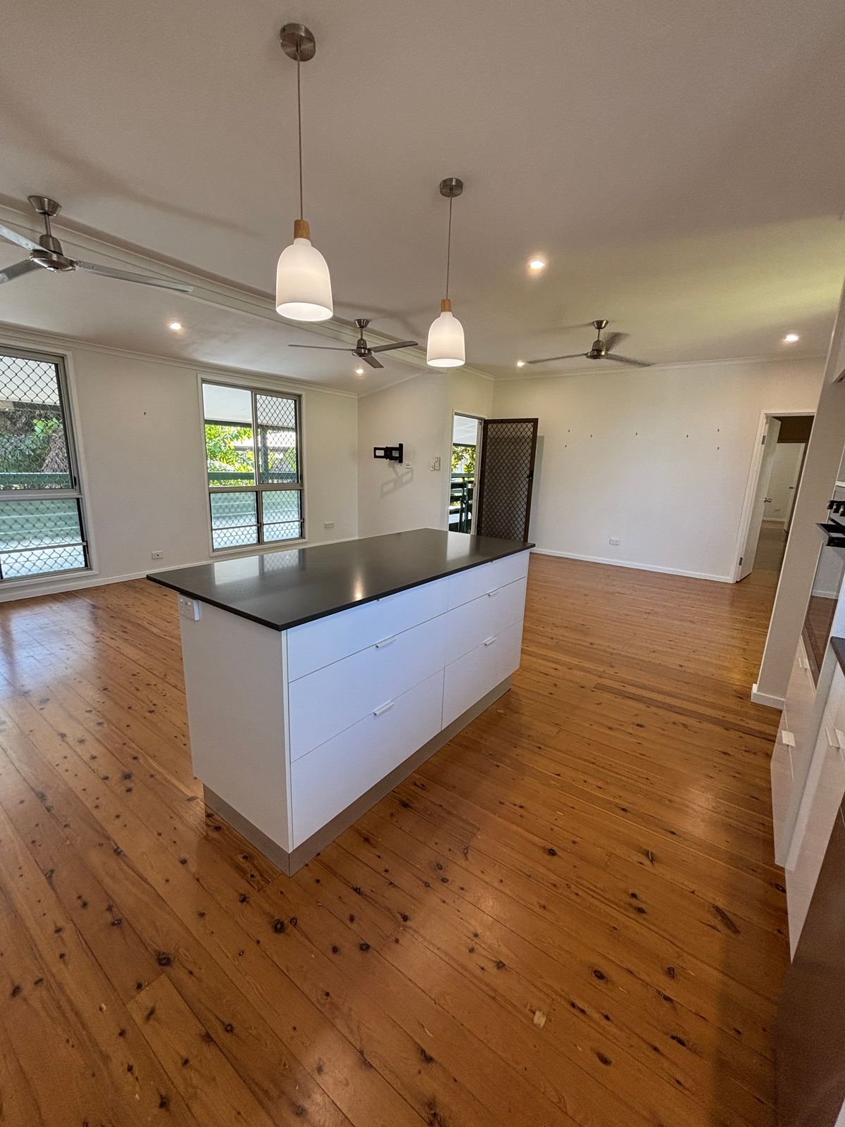 24 Mueller Road, Karama NT 0812, Karama - Thumbnail 3