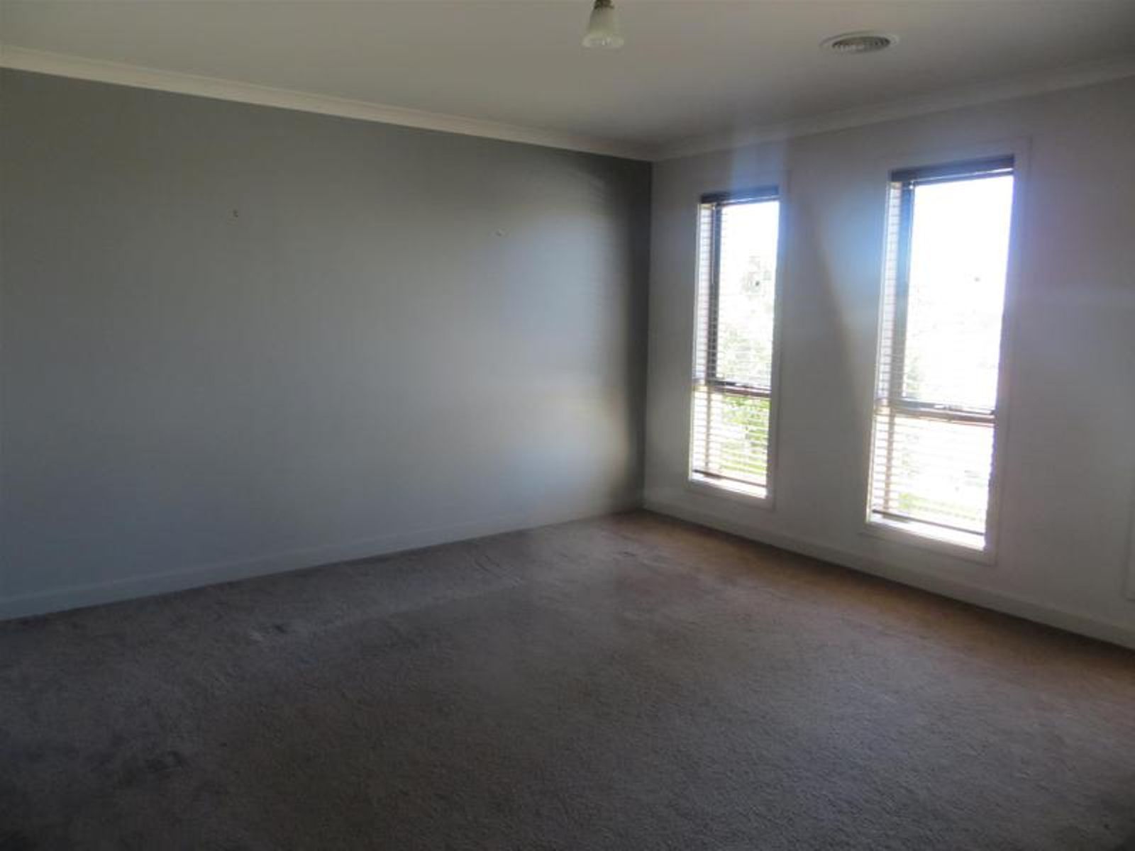 7 Spitfire Court, Mildura - Thumbnail 5