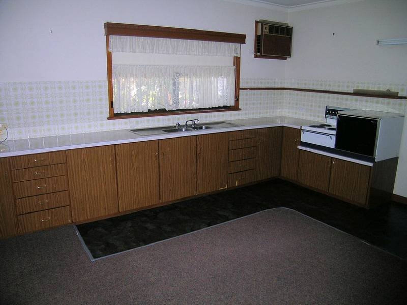 2/137 Pine Avenue, Mildura - Thumbnail 2
