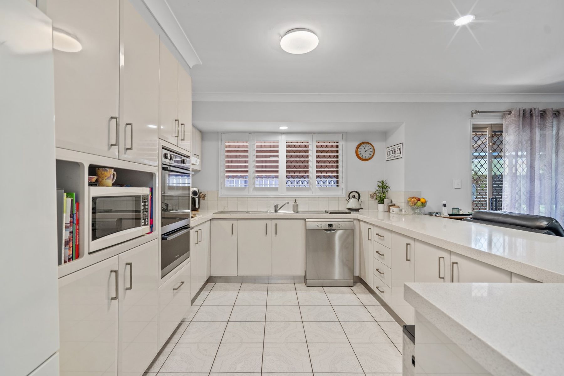 9 Arabian Close, Yamanto QLD 4305, Yamanto - Thumbnail 3