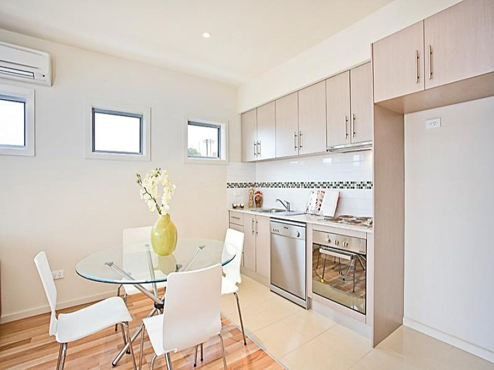 11/7-9 Rankins Road, Kensington - Thumbnail 3