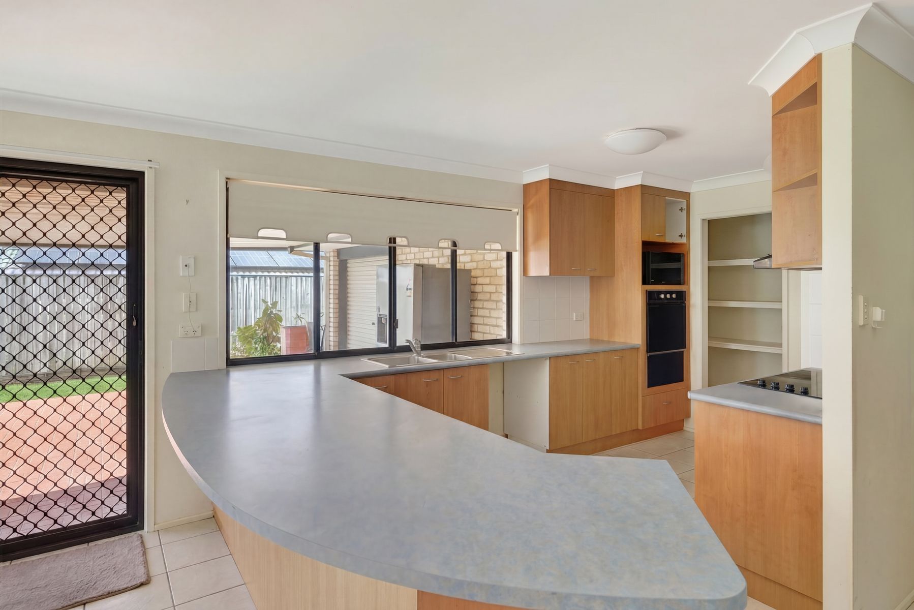 3 Dalmaso Close, Birkdale QLD 4159, Birkdale - Thumbnail 3