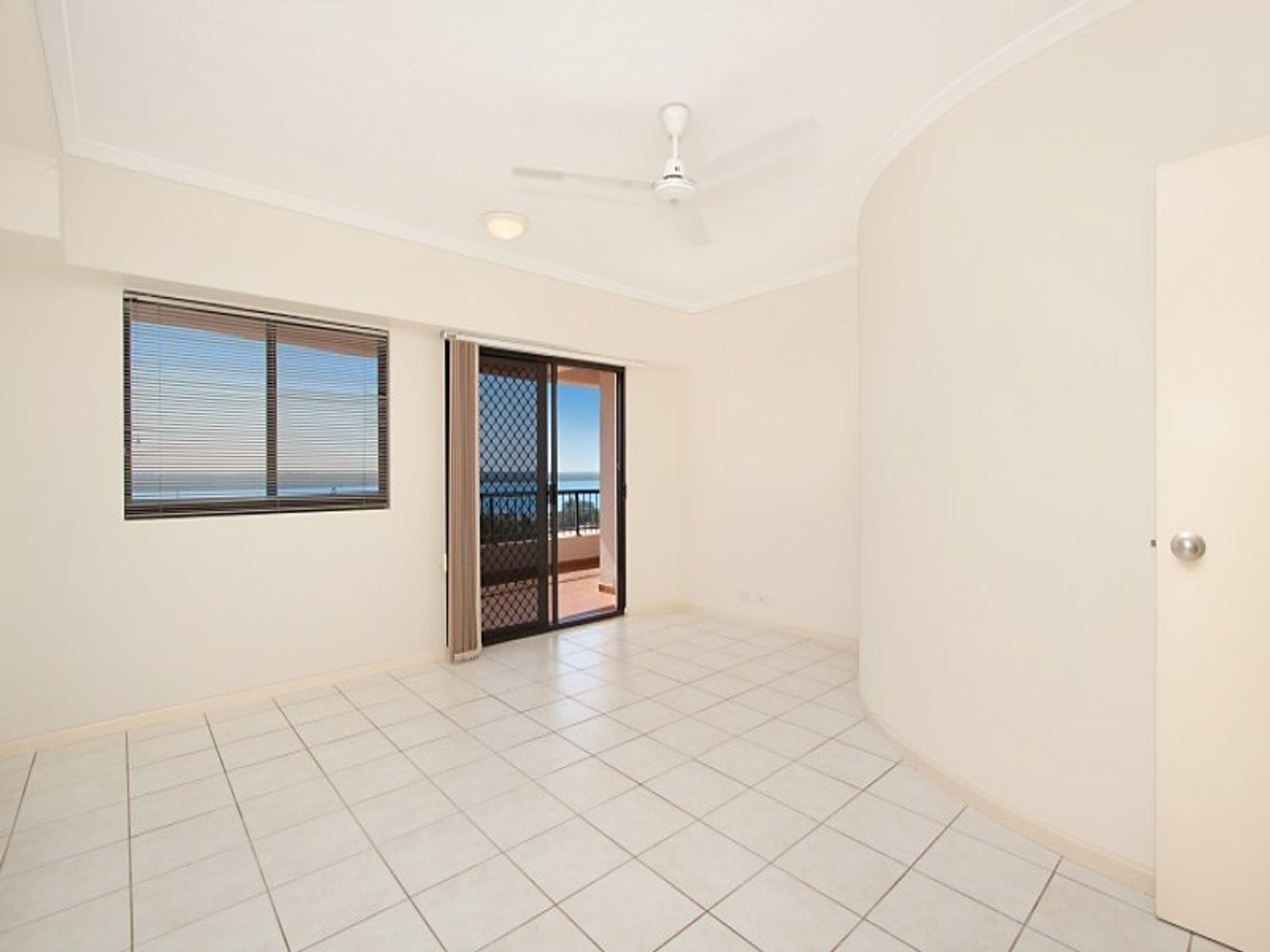 20/24 Harry Chan Avenue, Darwin City NT 0800, Darwin City - Thumbnail 3