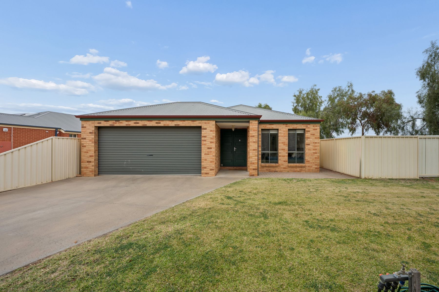 42 Chardonnay Drive