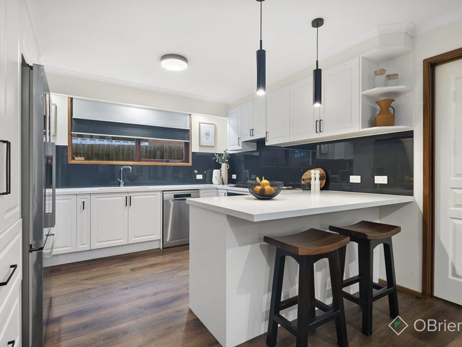 10 Brandon Court, Endeavour Hills, VIC 3802, Endeavour Hills - Thumbnail 3