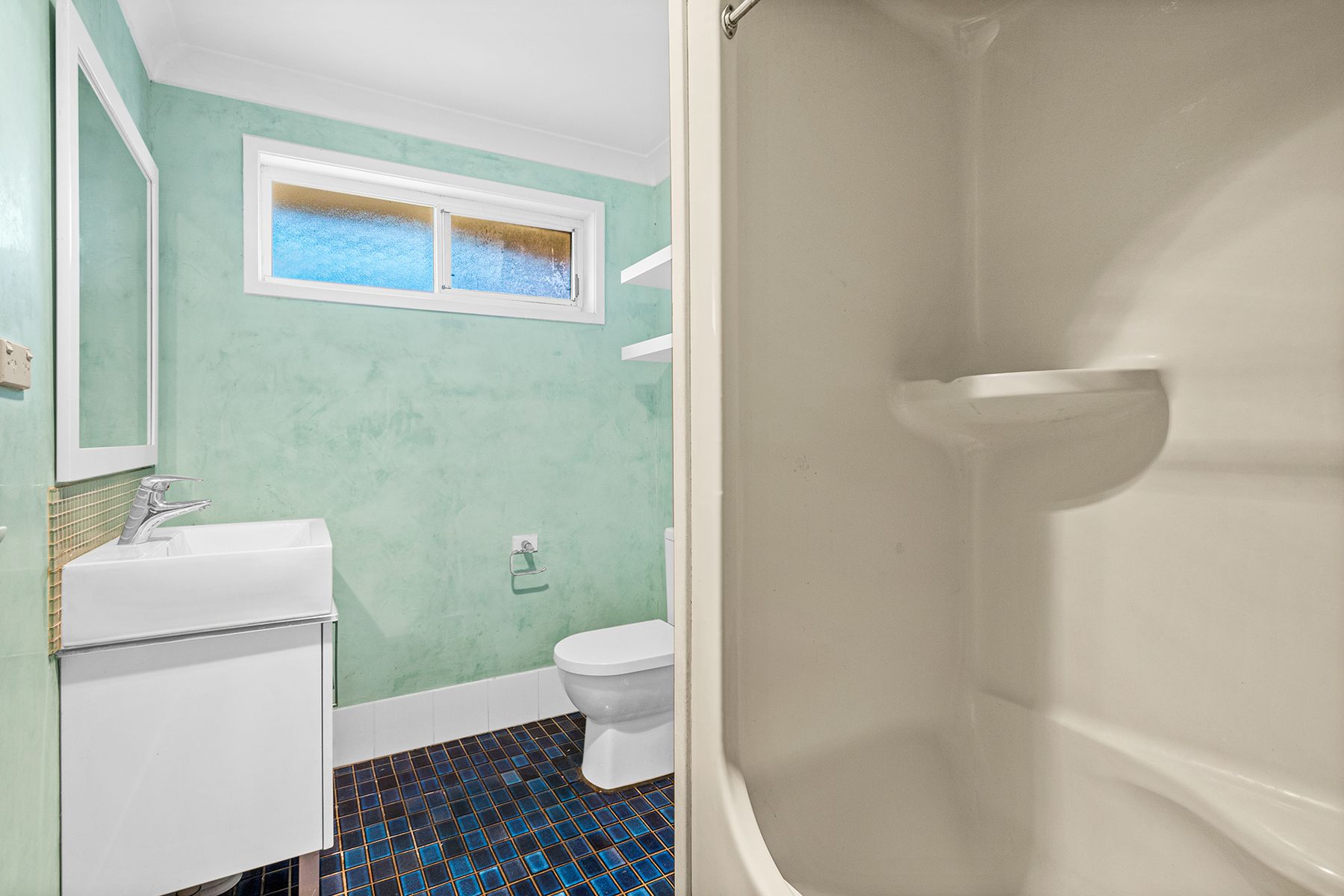 302-304 Gladstone Avenue, Mount Saint Thomas NSW 2500, Mount Saint Thomas - Thumbnail 6