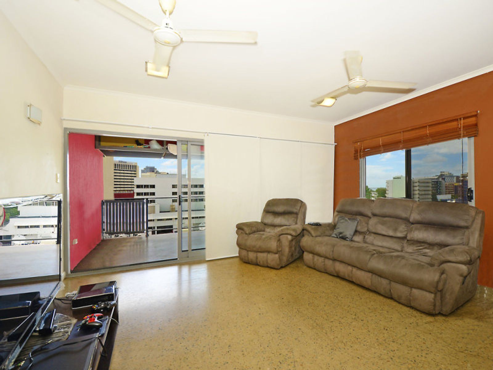 21/30 Cavenagh Street, Darwin City NT 0800, Darwin City - Thumbnail 2