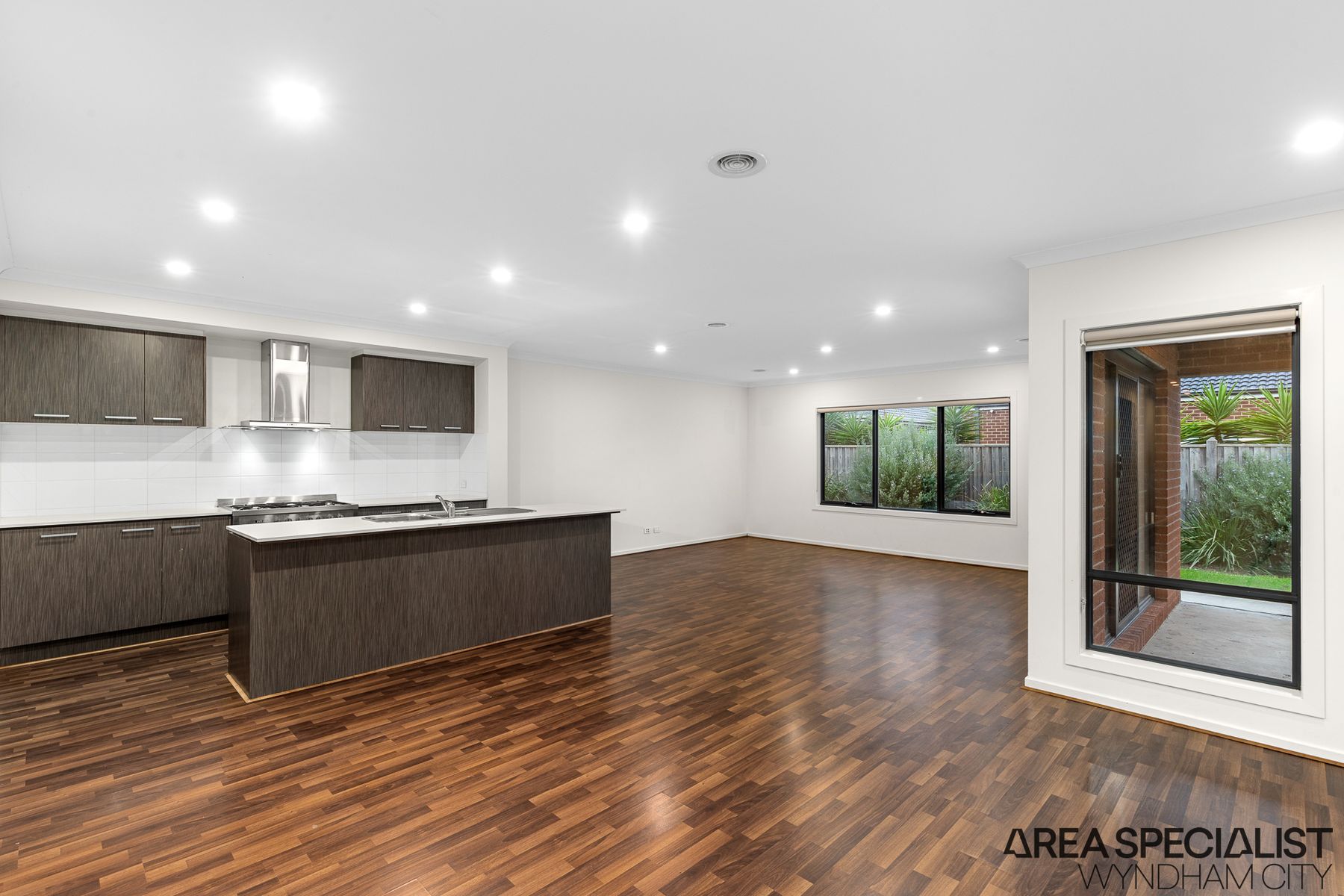 51 Baycrest Drive, Point Cook, VIC 3030, Point Cook - Thumbnail 5
