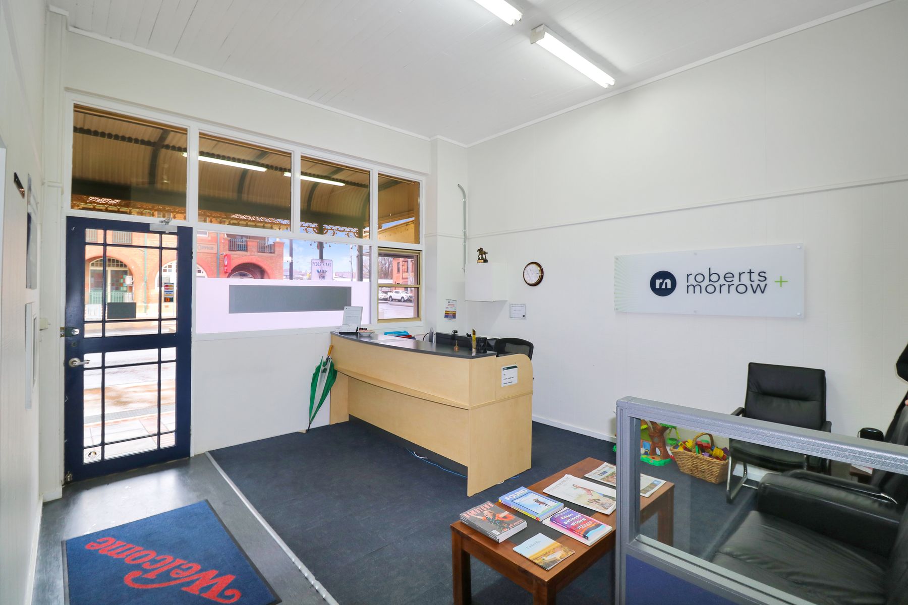 328 Grey Street, Glen Innes NSW 2370, Glen Innes - Image 1
