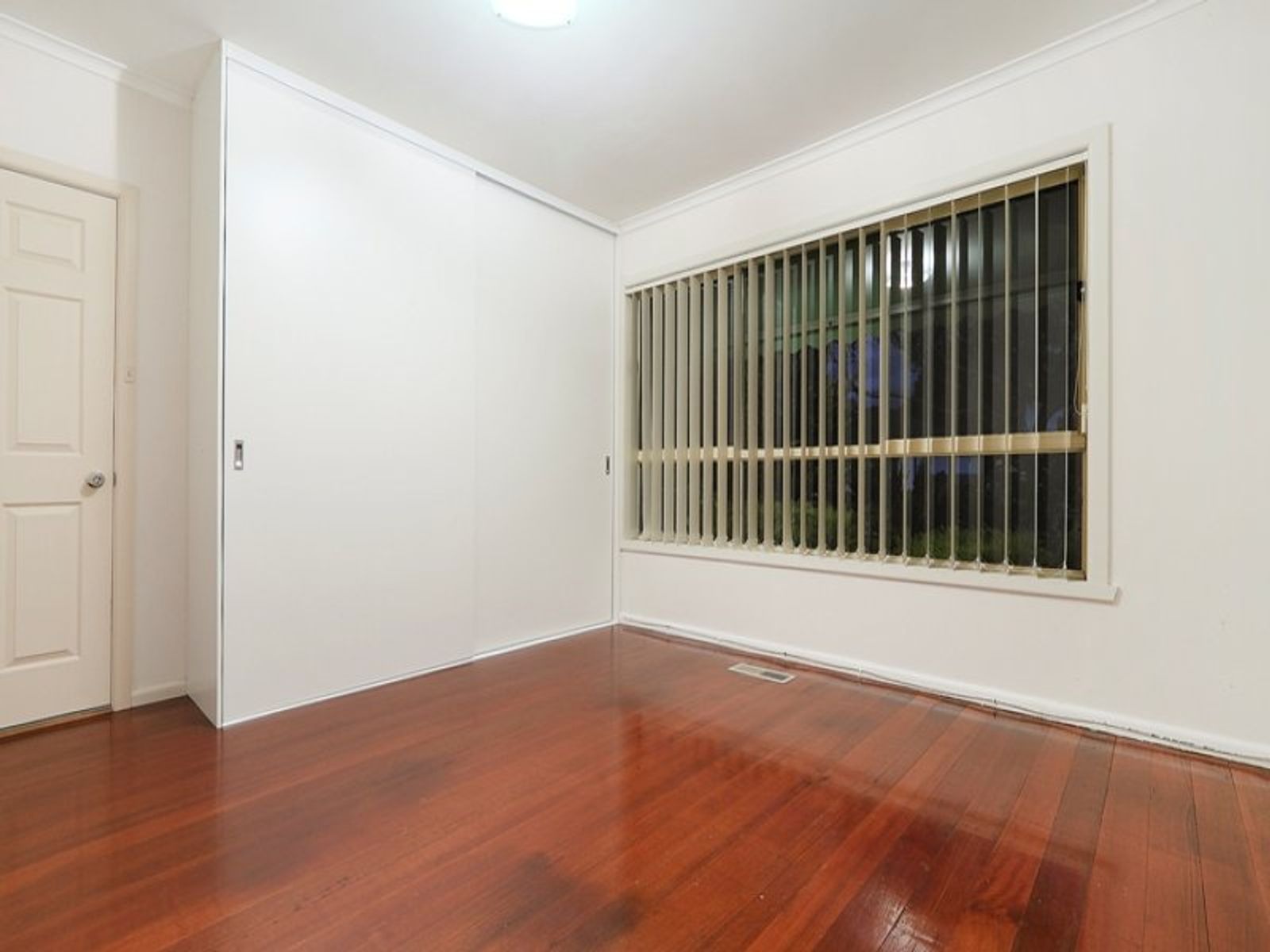 30 Nullawil Street, Springvale, VIC 3171, Springvale - Thumbnail 4