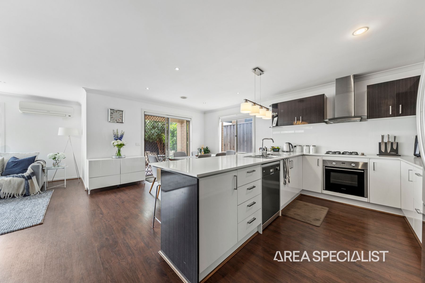 43 Rockford Street, Pakenham, VIC 3810, Pakenham - Thumbnail 4