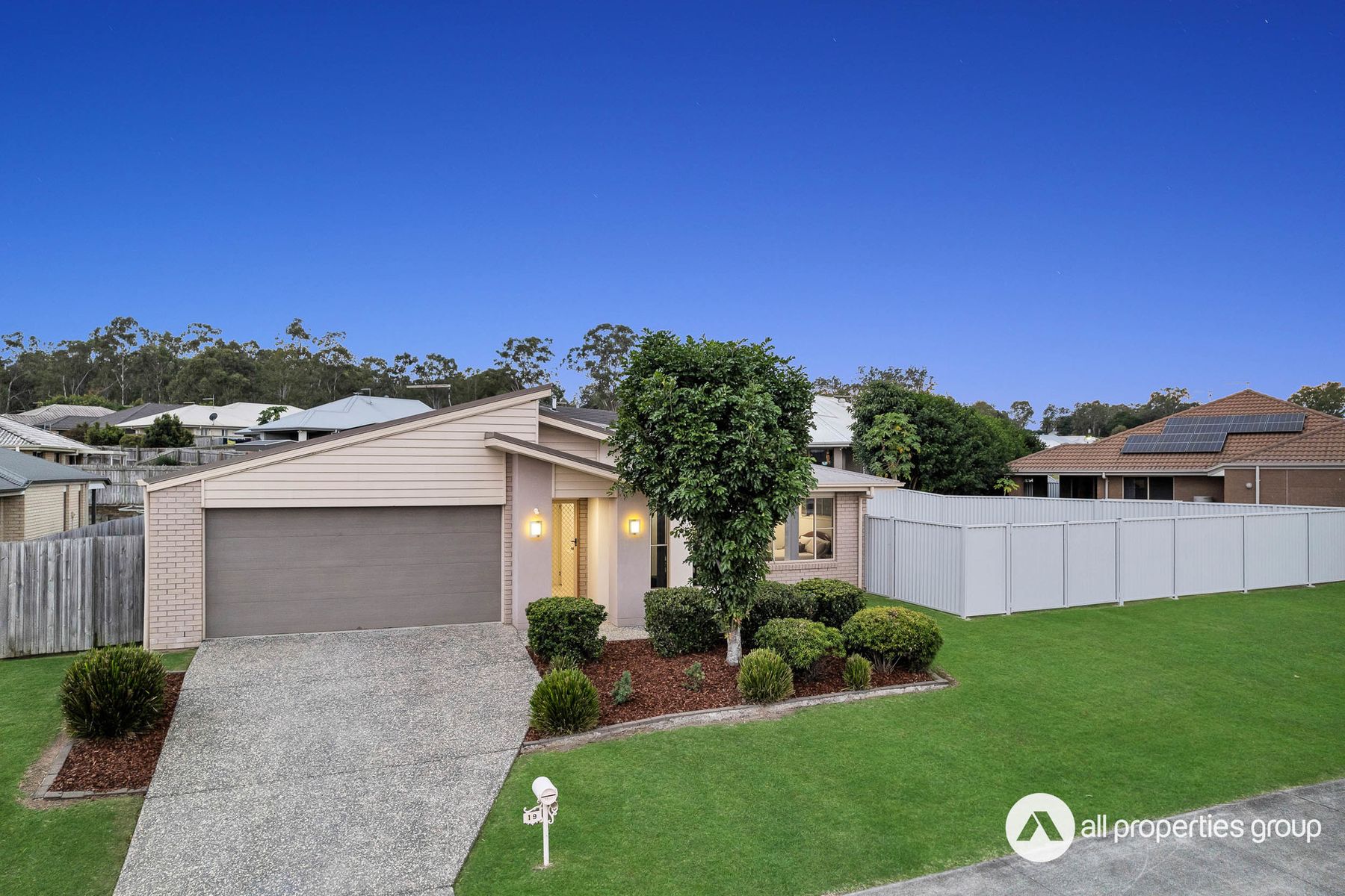 19 Phoebe Way, Gleneagle QLD 4285, Gleneagle - Thumbnail 2