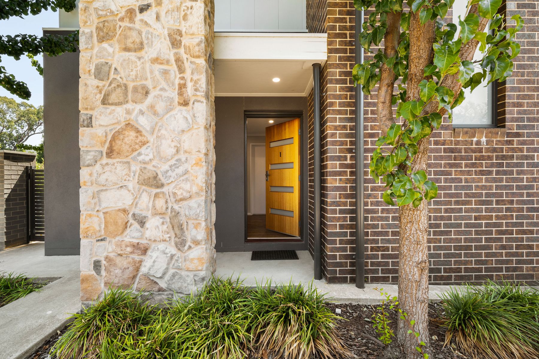 1/4 Butler Court, Bright VIC 3741, Bright - Thumbnail 2