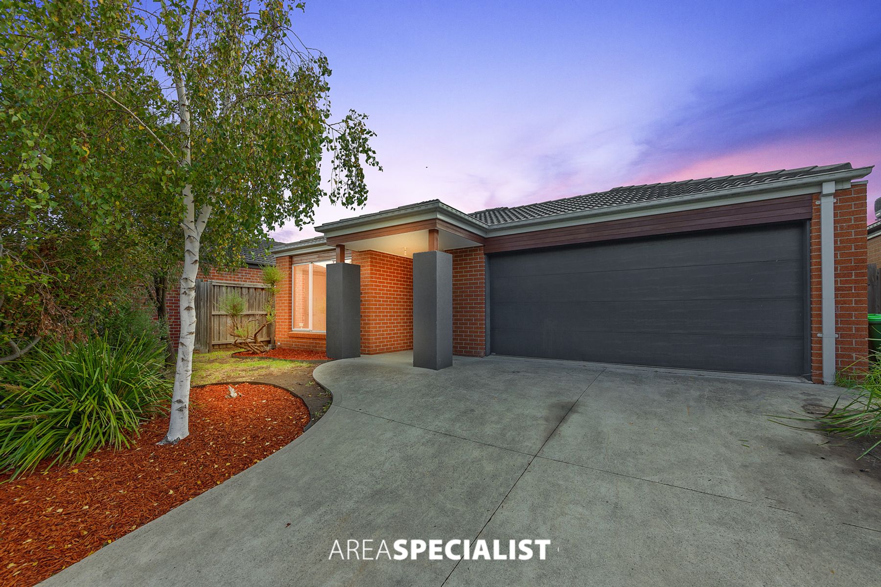 95 Henry Road, Pakenham, VIC 3810, Pakenham - Thumbnail 2