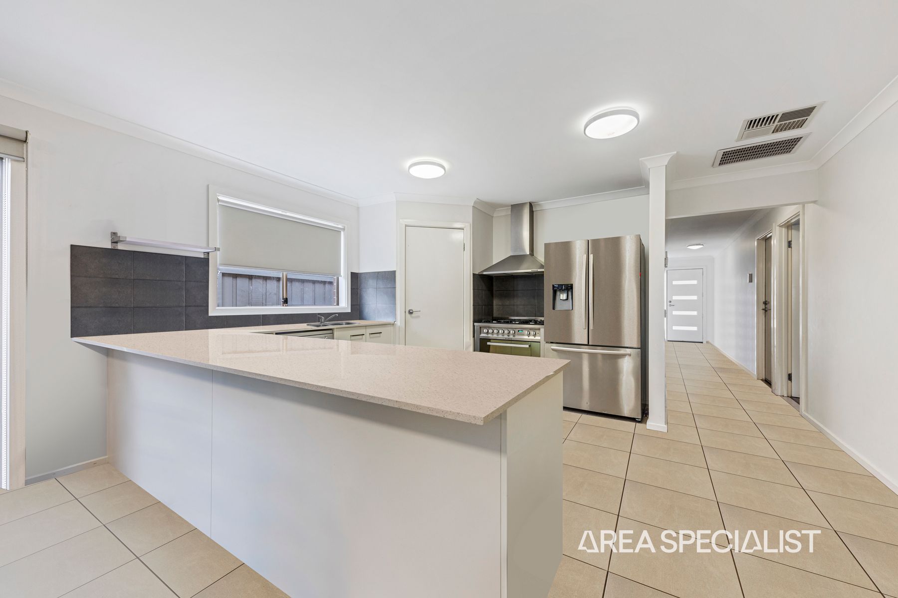 48 Glenelg Street, Clyde North, VIC 3978, Clyde North - Thumbnail 5