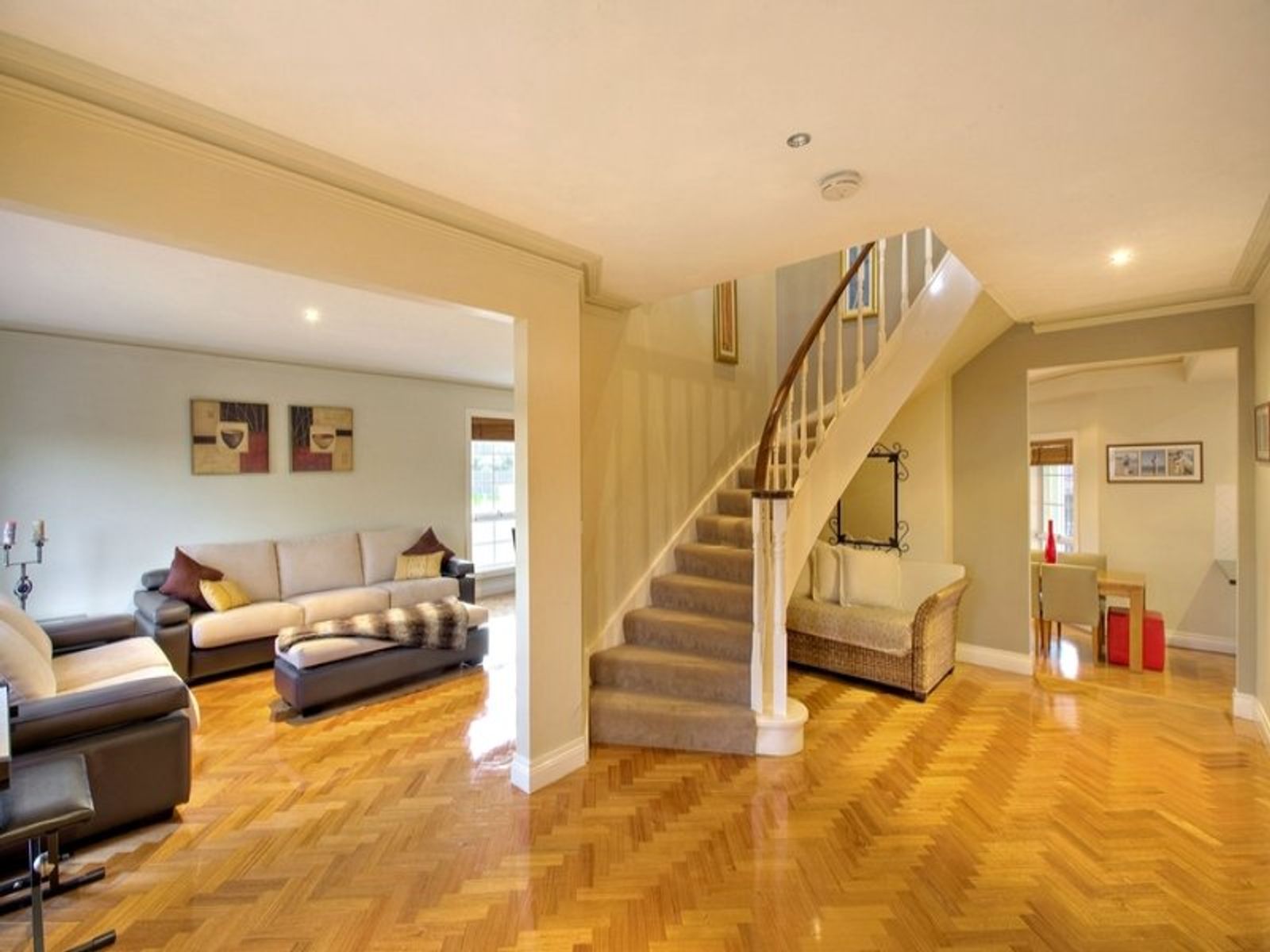 15 Kerr Crescent, Aspendale Gardens, VIC 3195, Aspendale Gardens - Thumbnail 4