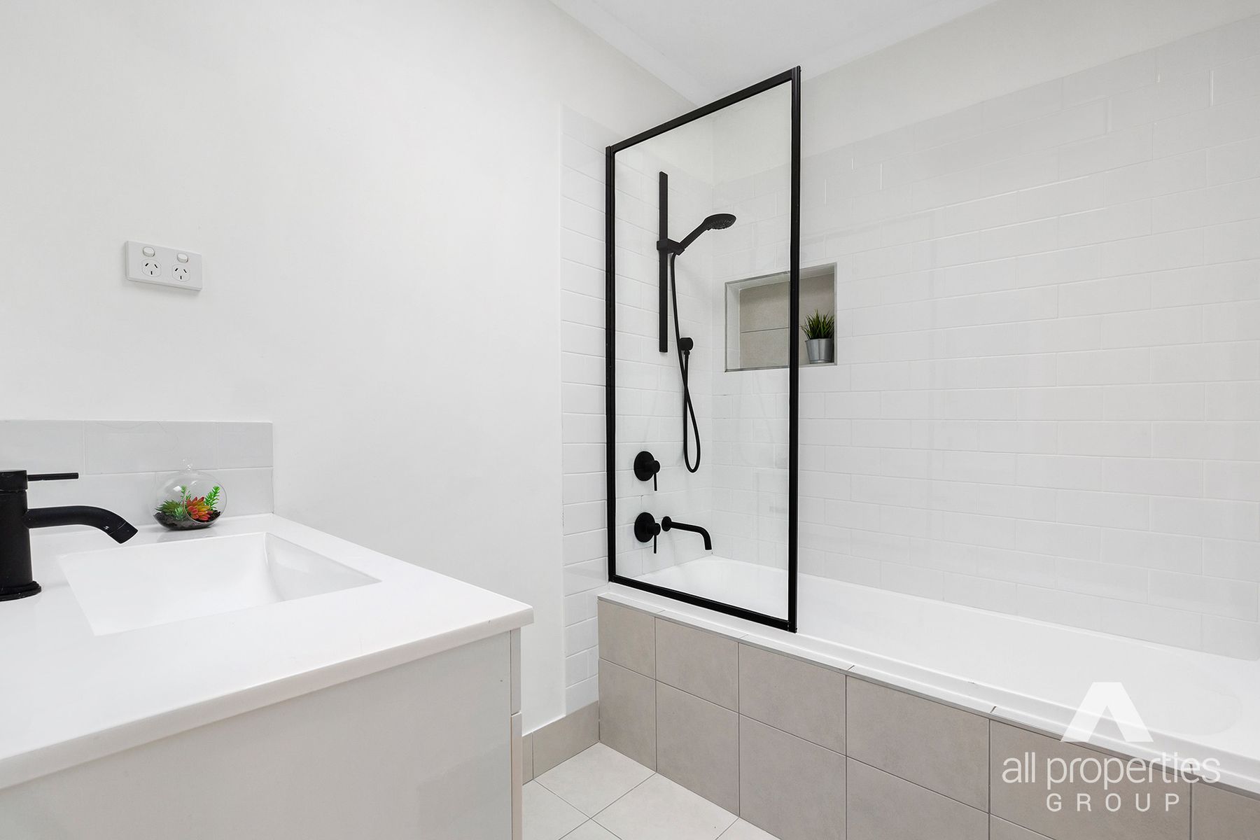 30 Bradley Street, Springwood QLD 4127, Springwood - Thumbnail 7