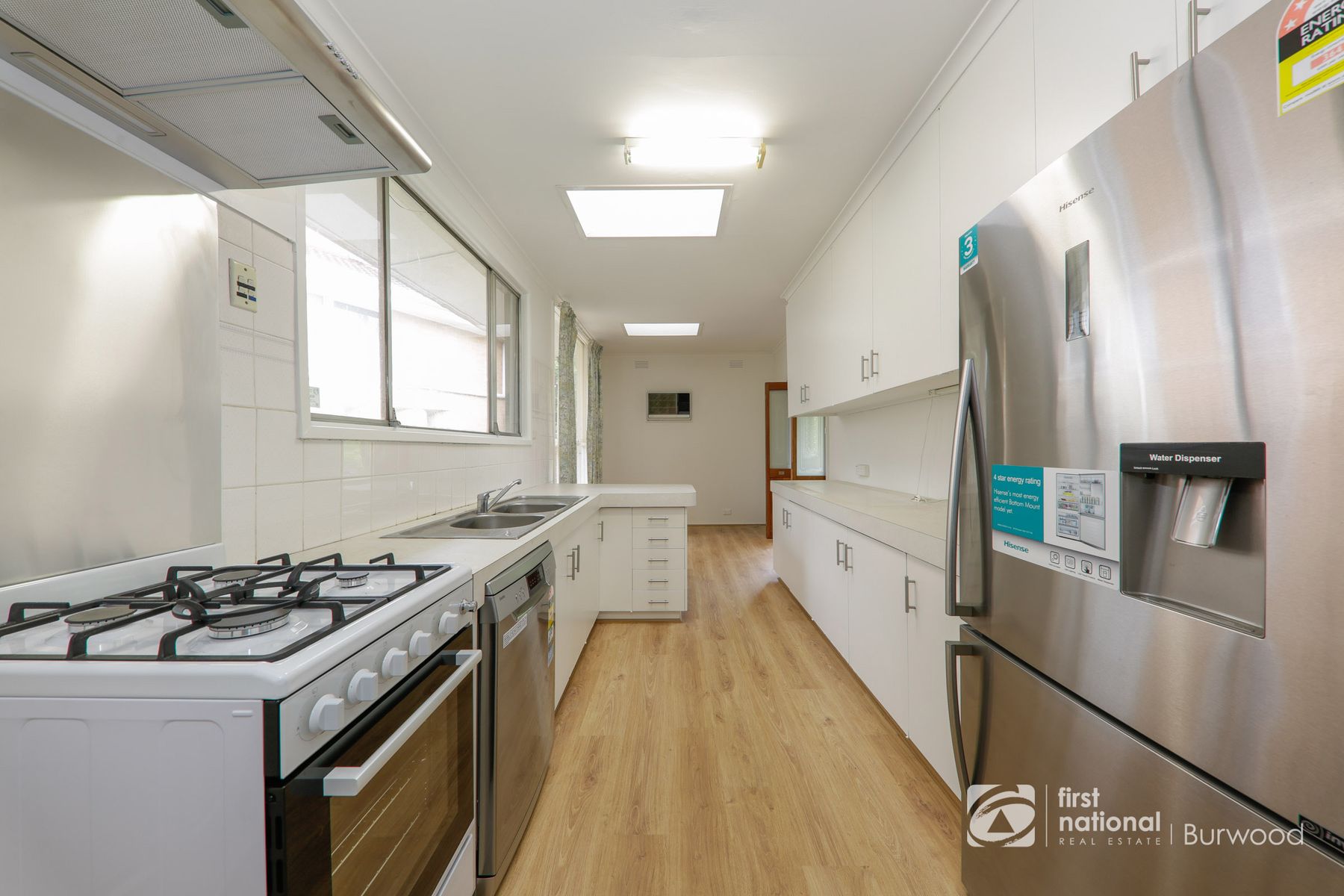 35 Kinnoull Grove, Glen Waverley VIC 3150, Glen Waverley - Thumbnail 4