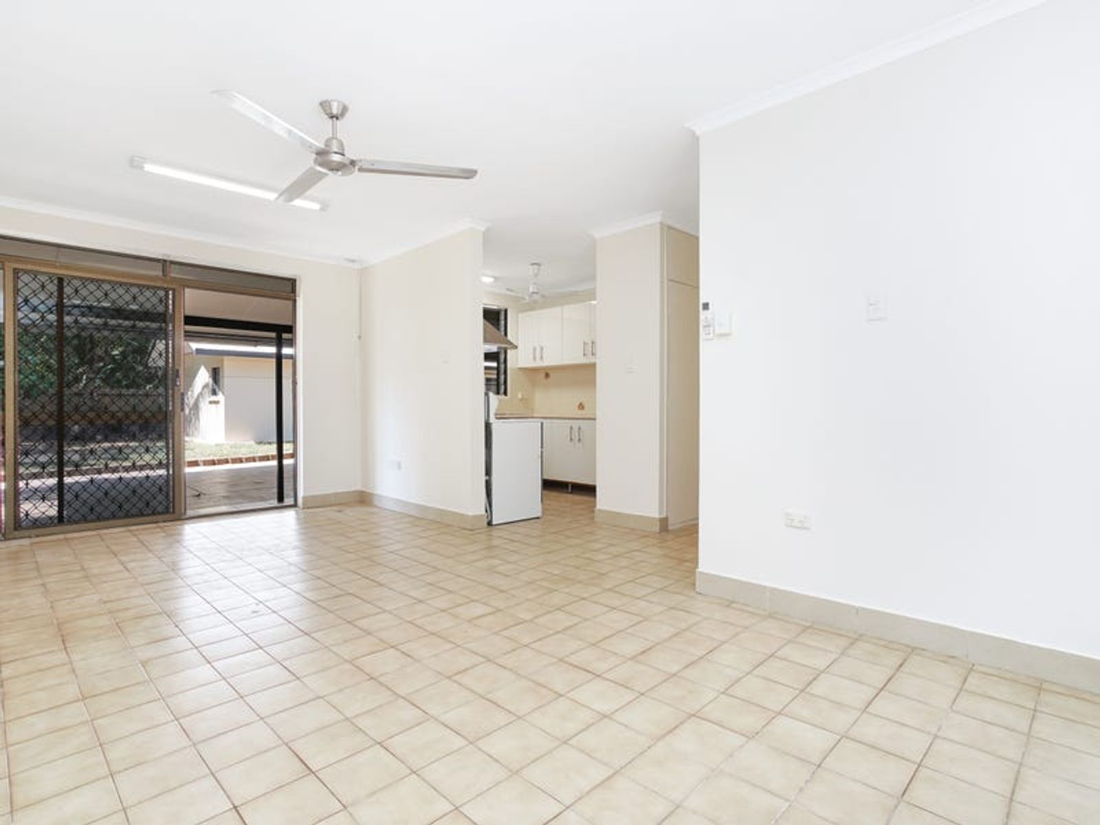 12 Sprigg Street, Millner NT 0810, Millner - Thumbnail 4