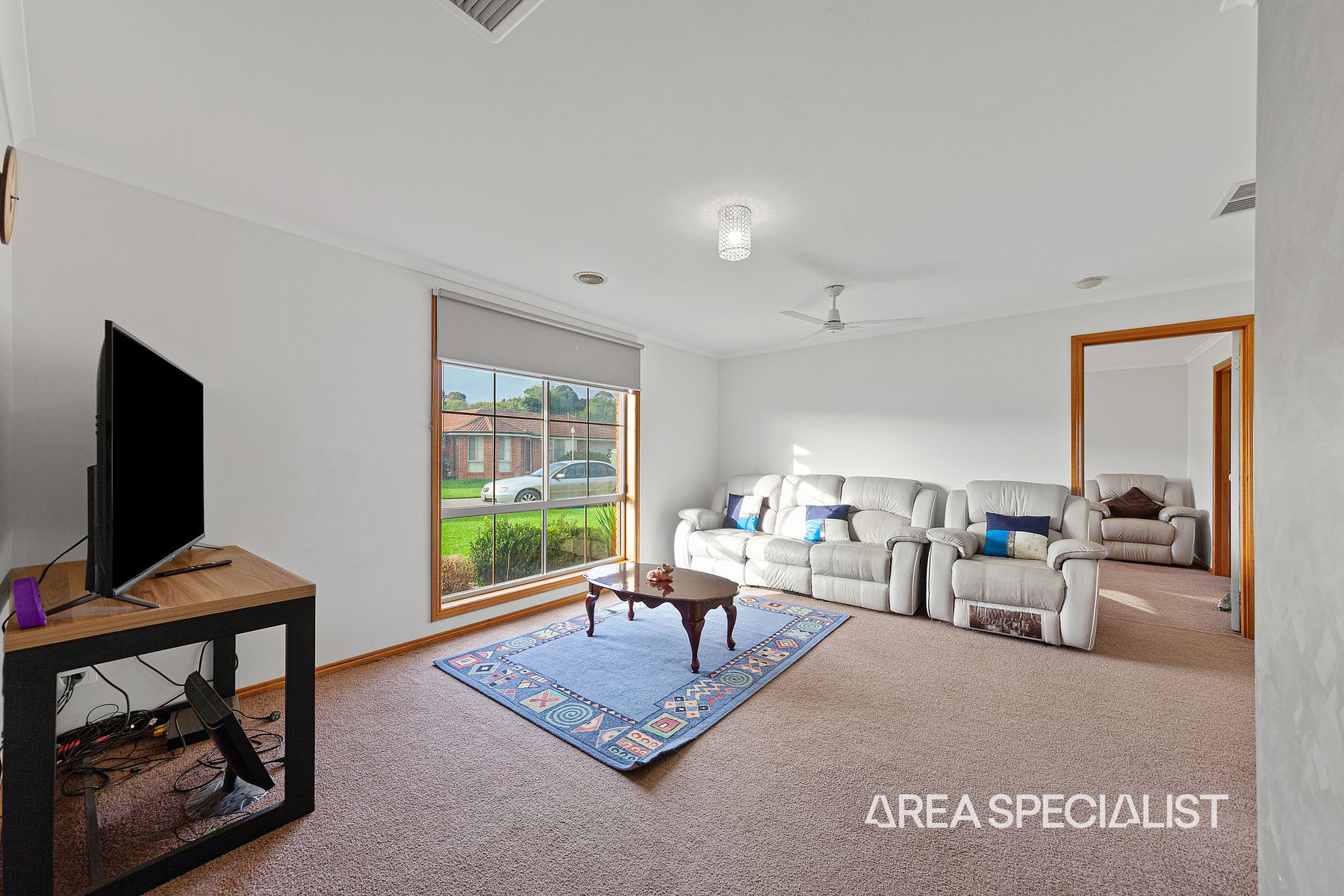 12 Capri Court, Pakenham, VIC 3810, Pakenham - Thumbnail 6