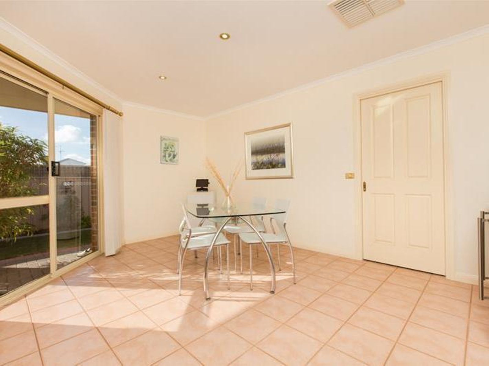 10/295 Cureton Avenue, Mildura - Thumbnail 3