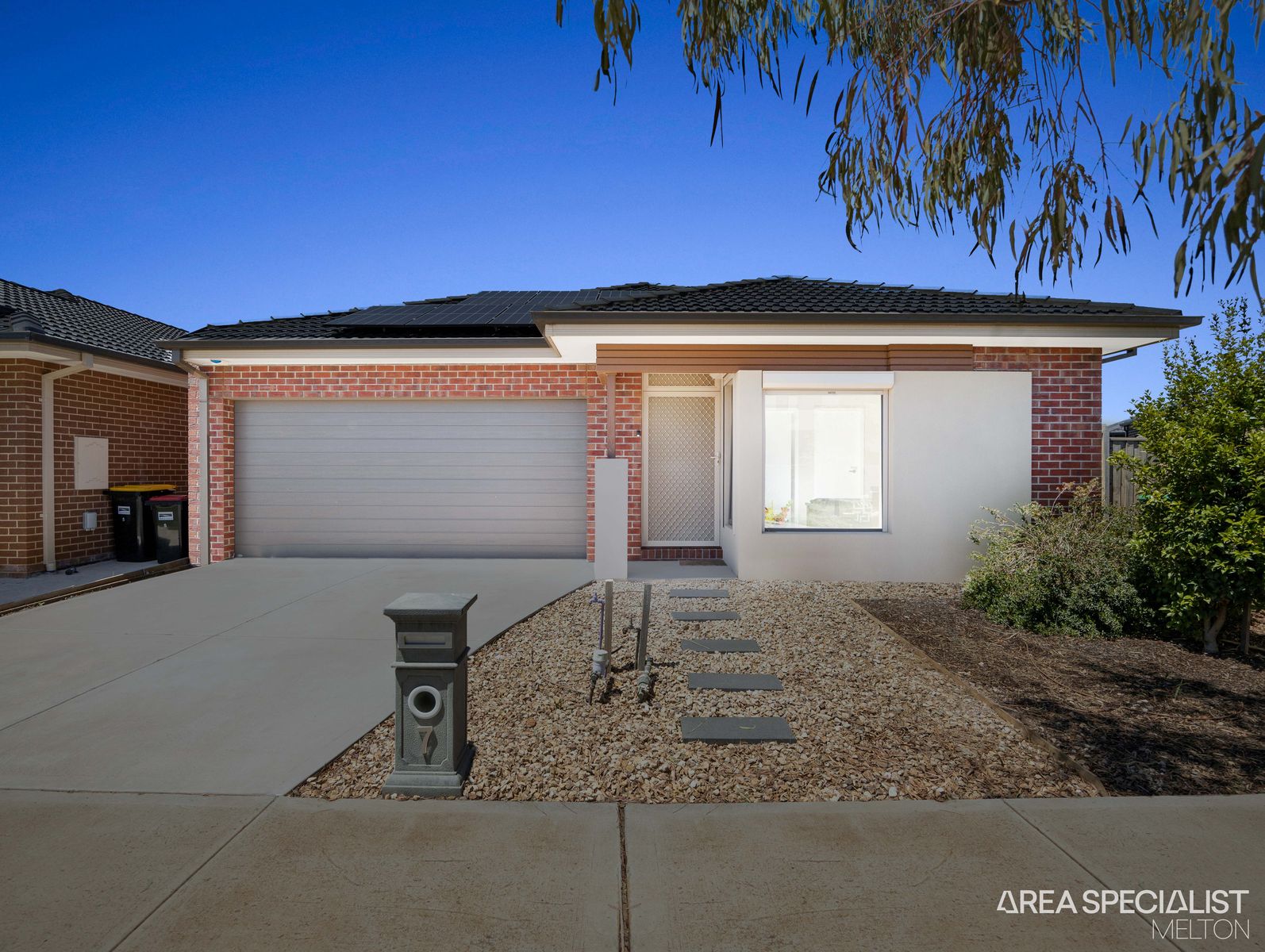 7 Acton Street, Thornhill Park, VIC 3335, Thornhill Park - Thumbnail 2