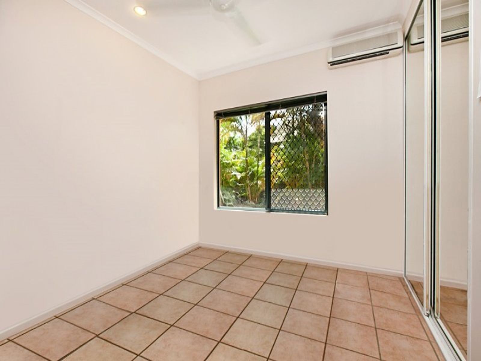 Gunn NT 0832, NT 0832, Gunn Nt 0832 - Thumbnail 6