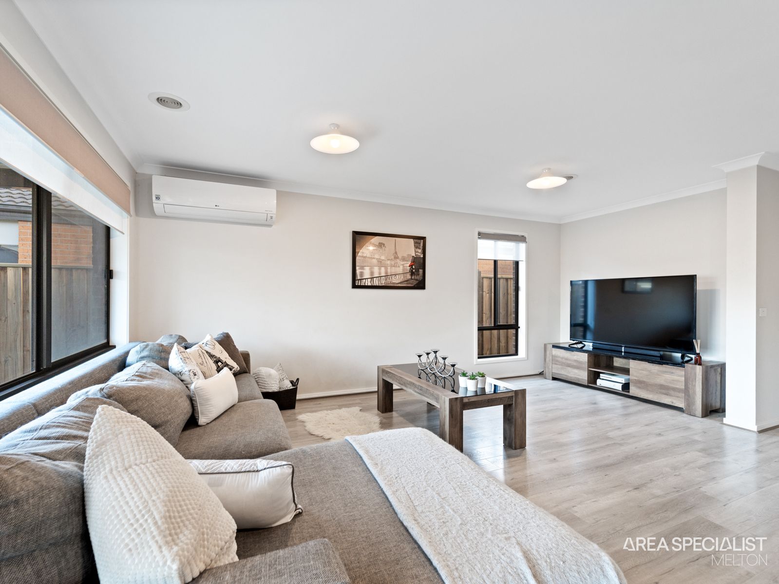 14 Augus Drive, Thornhill Park, VIC 3335, Thornhill Park - Thumbnail 8