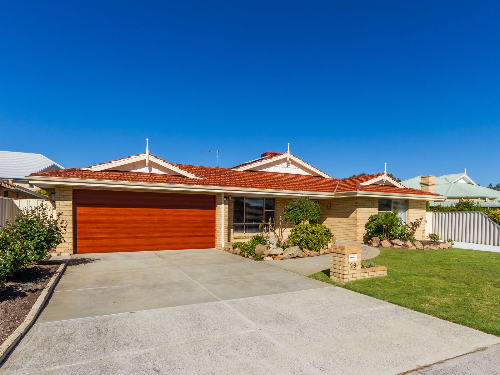 23 Sanderson Road, Bull Creek WA 6149