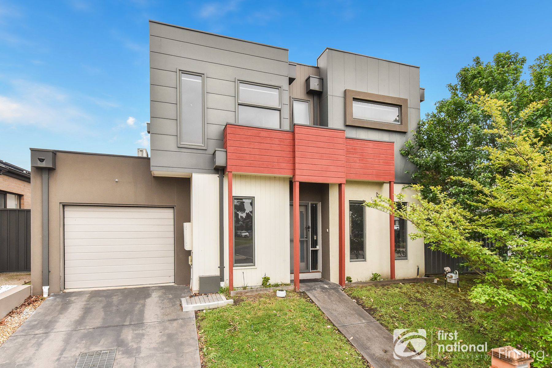 2 Parkhurst Drive, Cranbourne East VIC 3977, Cranbourne East - Thumbnail 2