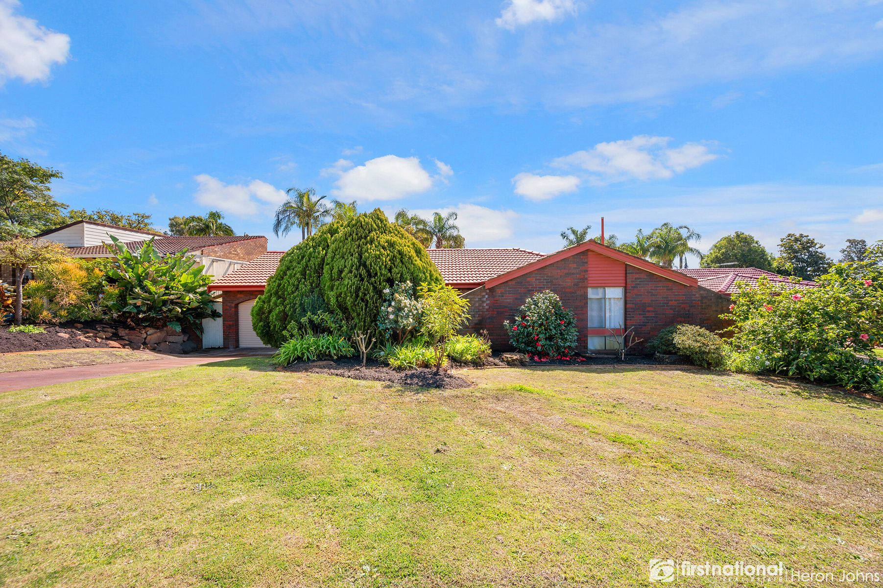 7 Tully Court, Bull Creek WA 6149, Bull Creek - Thumbnail 2
