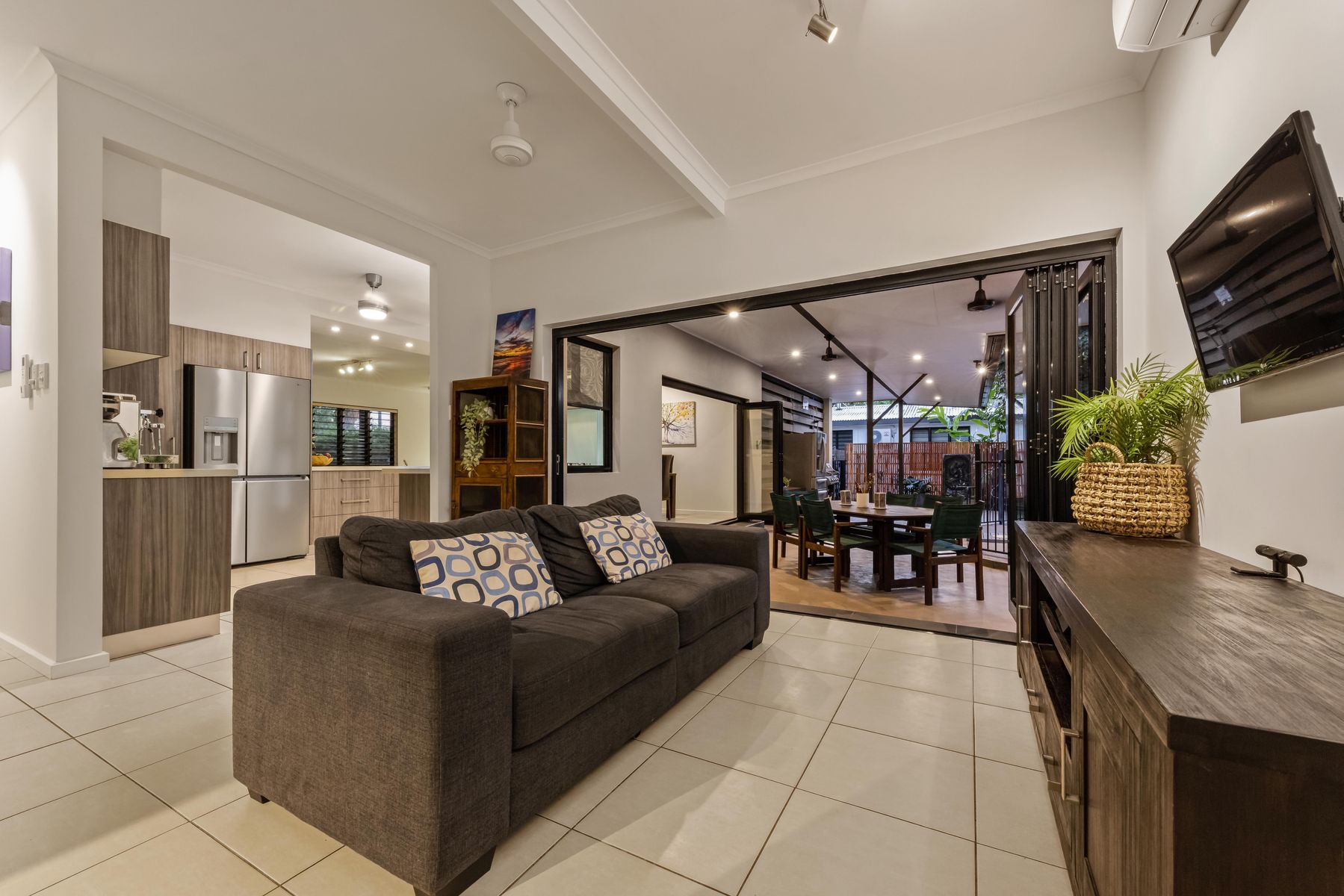 6 Eugenia Street, Nightcliff NT 0810, Nightcliff - Thumbnail 8