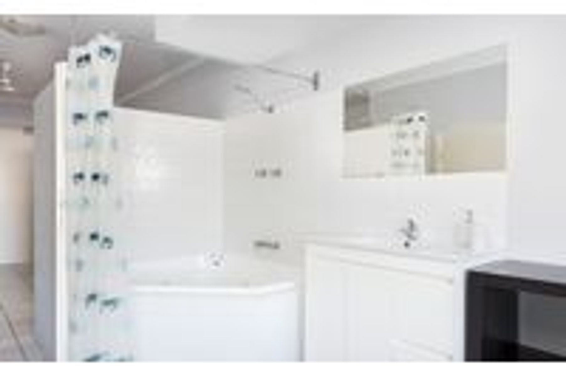 65/21 Cavenagh Street, Darwin City NT 0800, Darwin City - Thumbnail 2
