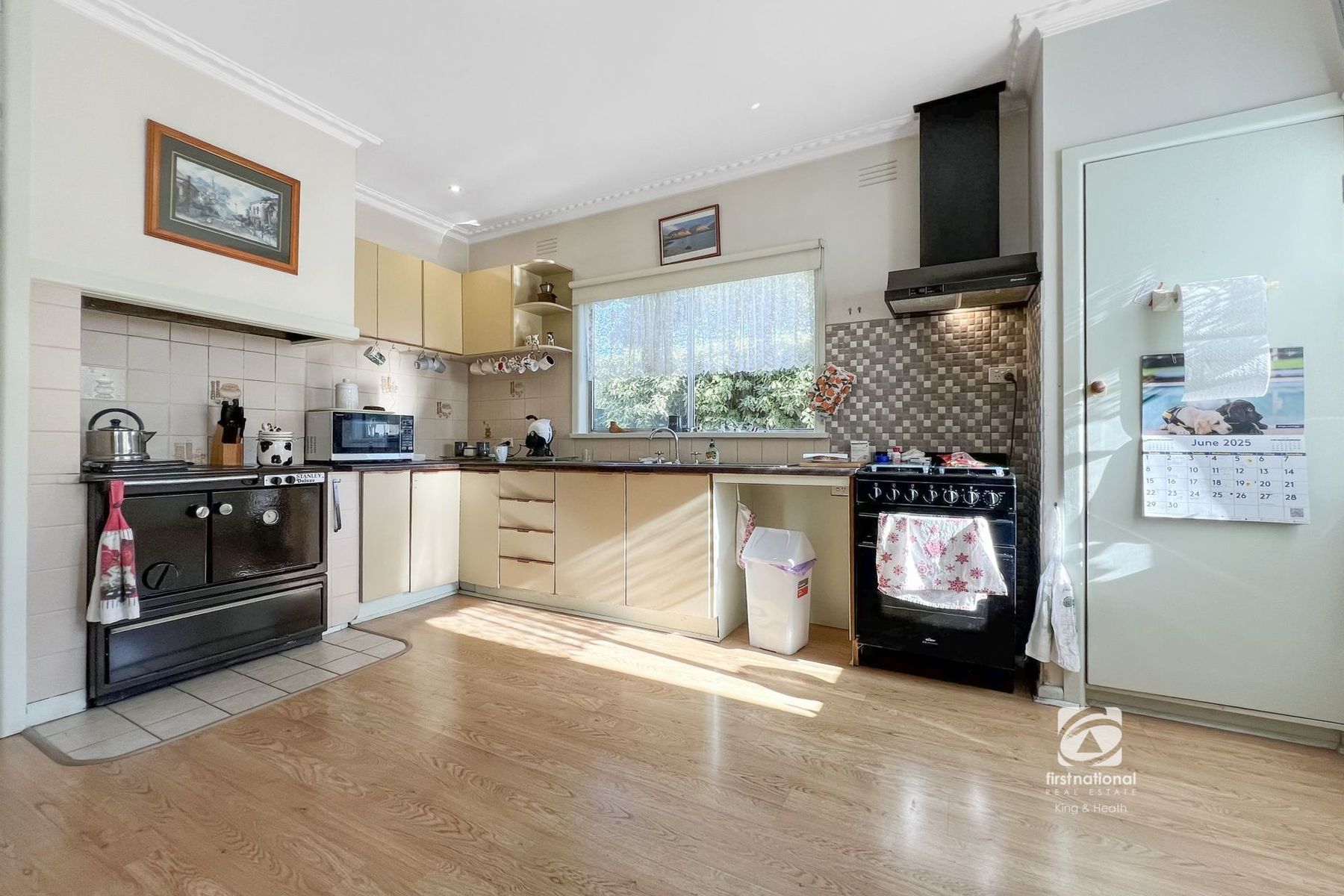 13 Moroney Street, Bairnsdale VIC 3875, Bairnsdale - Thumbnail 2