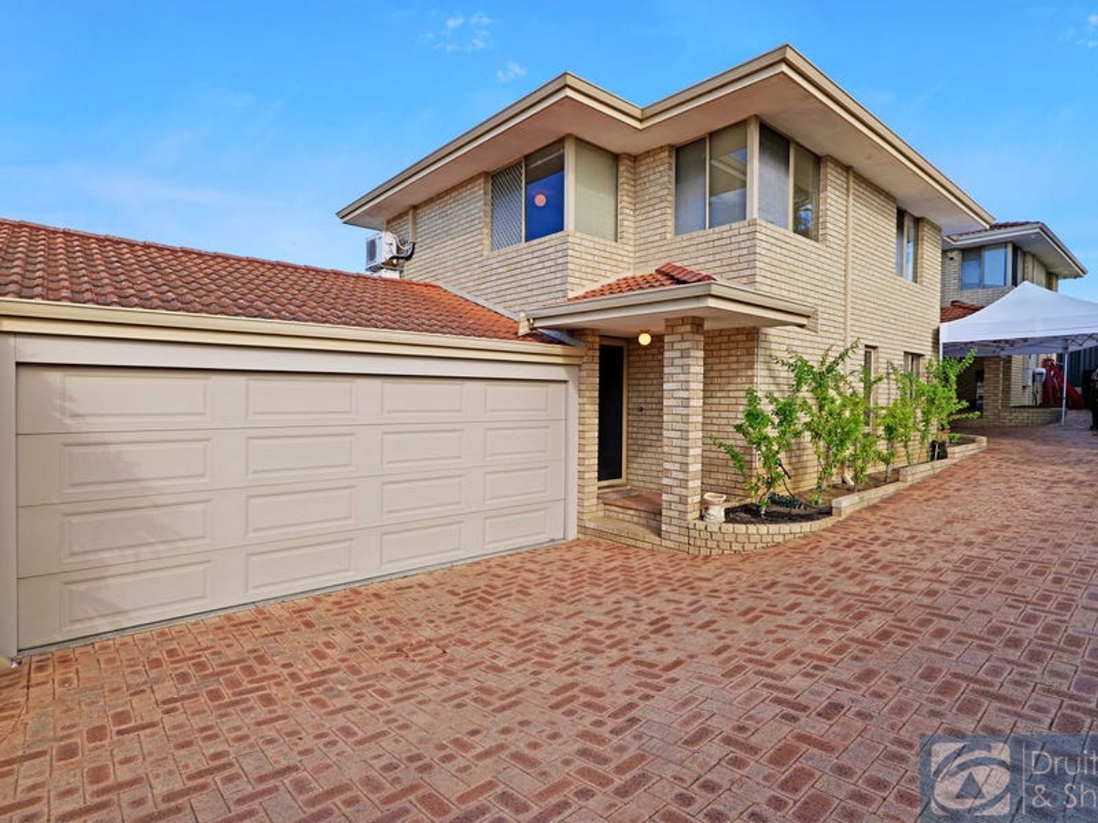 2/41 Ramsdale Street, Doubleview WA 6018