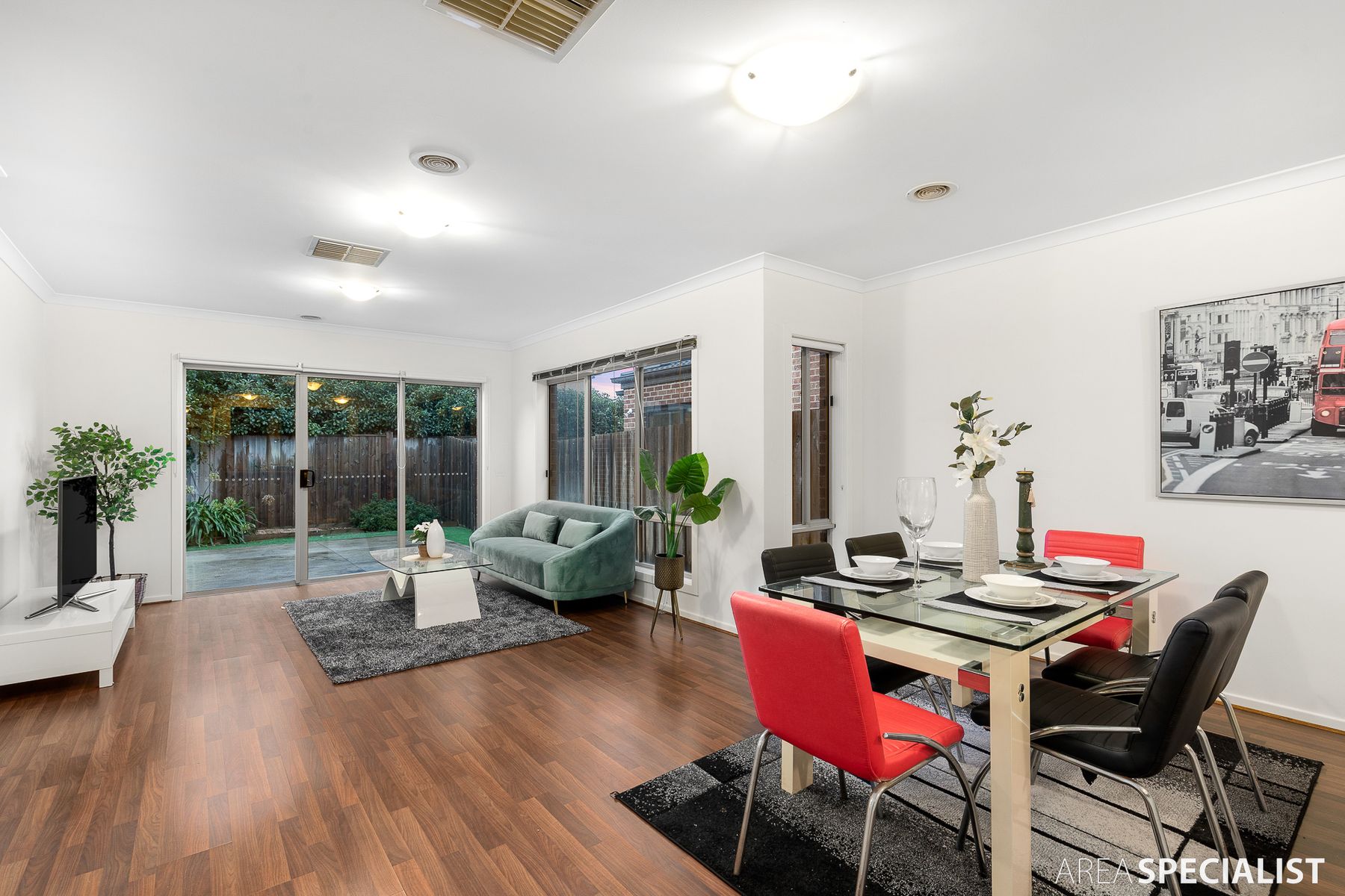 6 Oberon Street, Point Cook, VIC 3030, Point Cook - Thumbnail 8