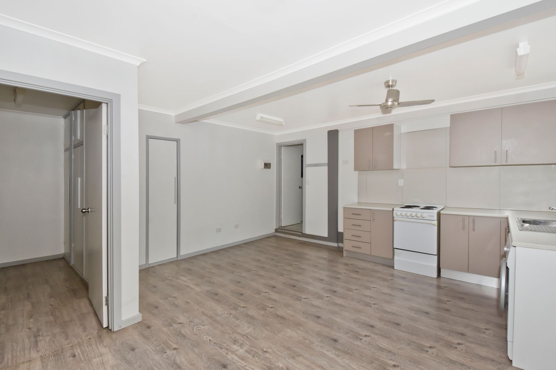 13 Gilbert Street, Ludmilla NT 0820, Ludmilla - Thumbnail 3