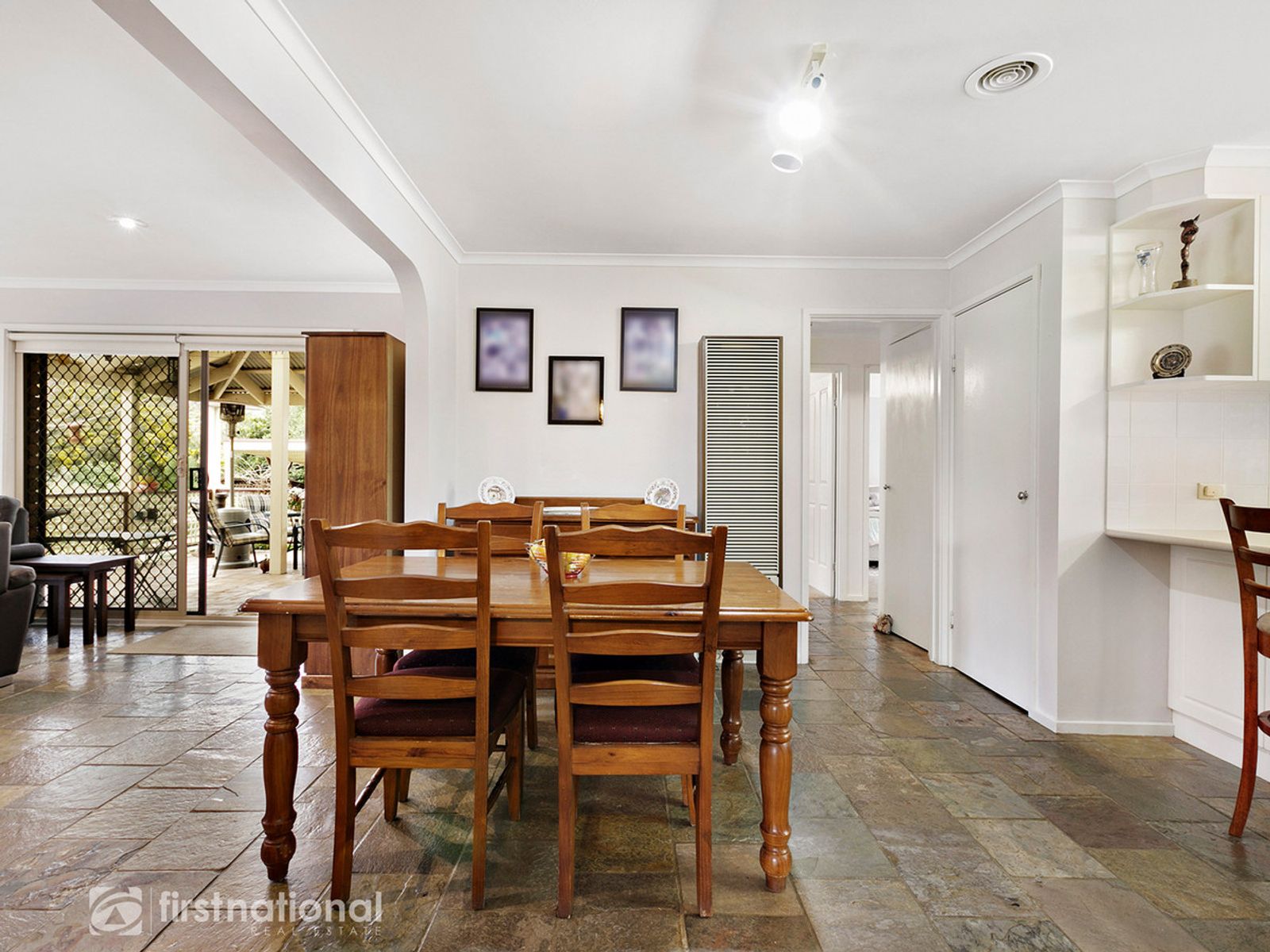 10 Pine Grove, Warragul, VIC 3820, Warragul - Thumbnail 6